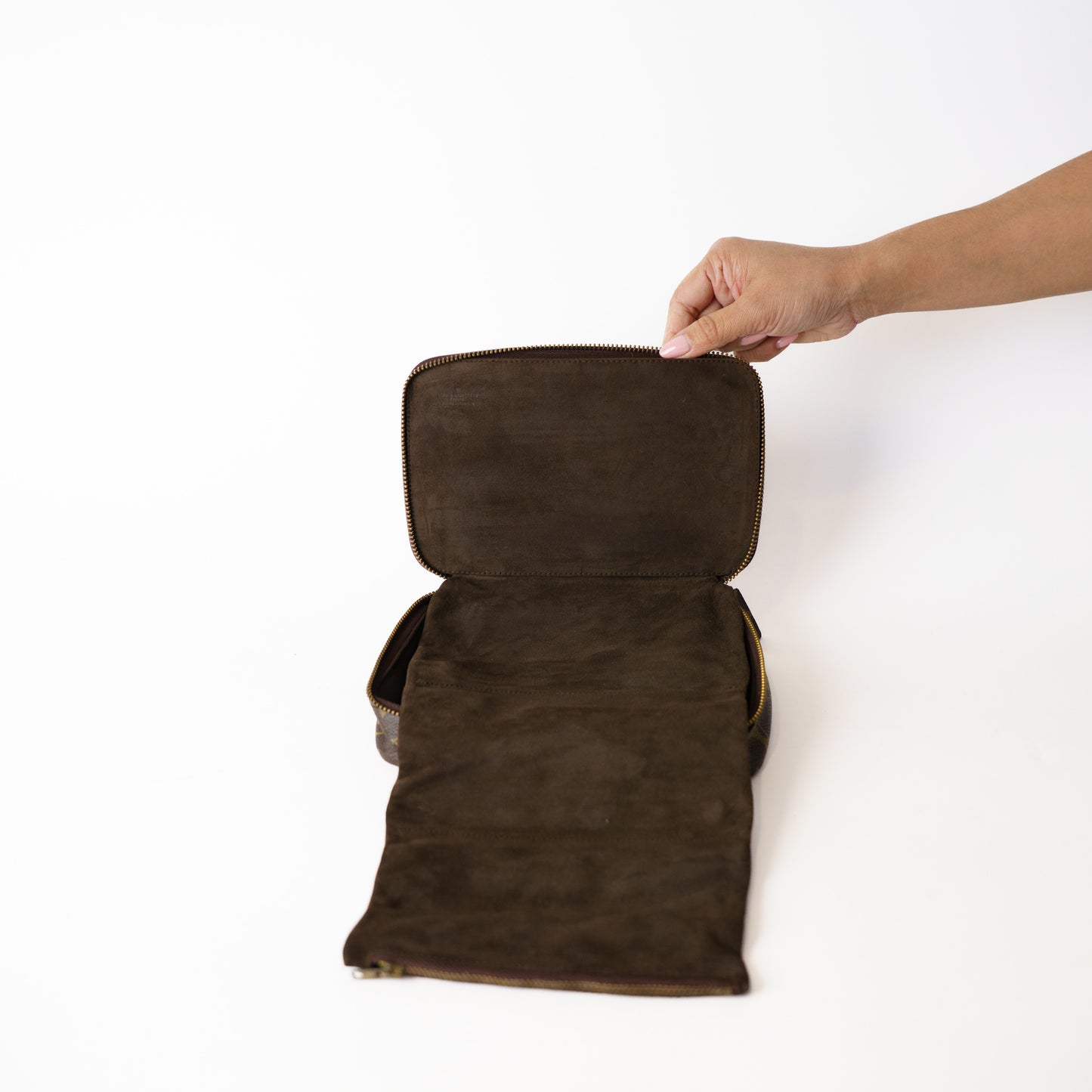 Louis Vuitton  Jewellery Travel Accesory Case in Monogram 181225B16