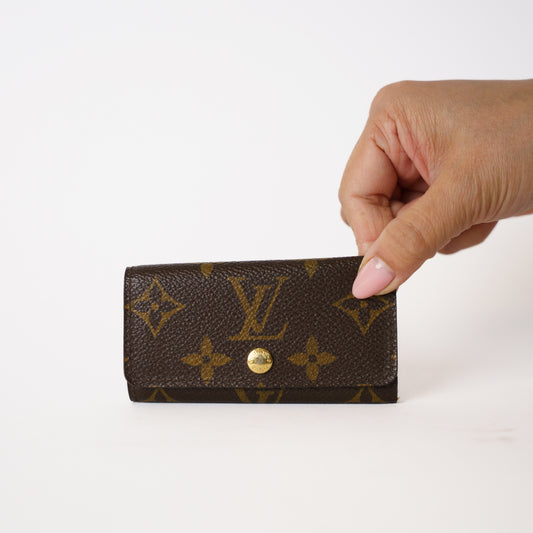 Louis Vuitton 4 Key Holder in Monogram 181225B20