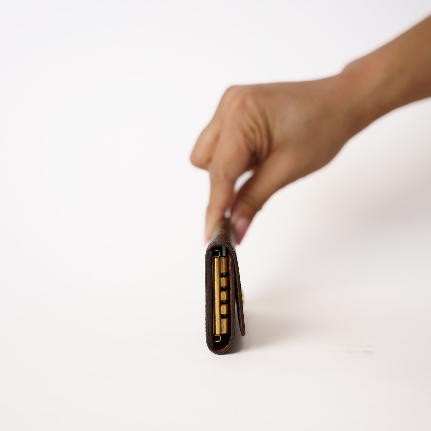 Louis Vuitton 4 Key Holder in Monogram 181225B20