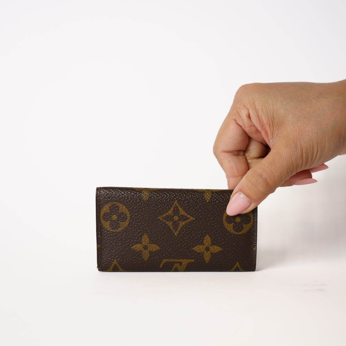 Louis Vuitton 4 Key Holder in Monogram 181225B20