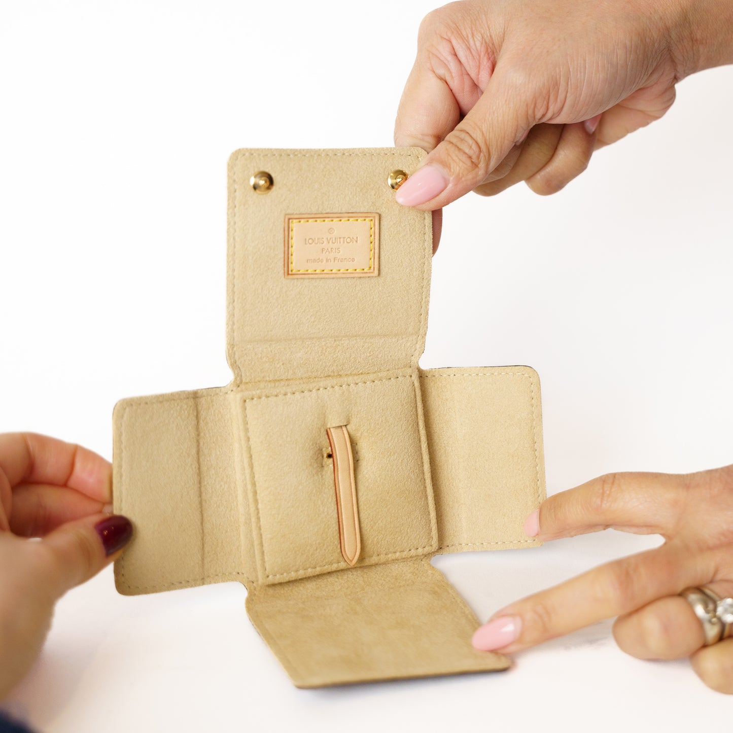 Louis Vuitton Jewellery Necklace Pouch in Monogram Canvas 181225B22