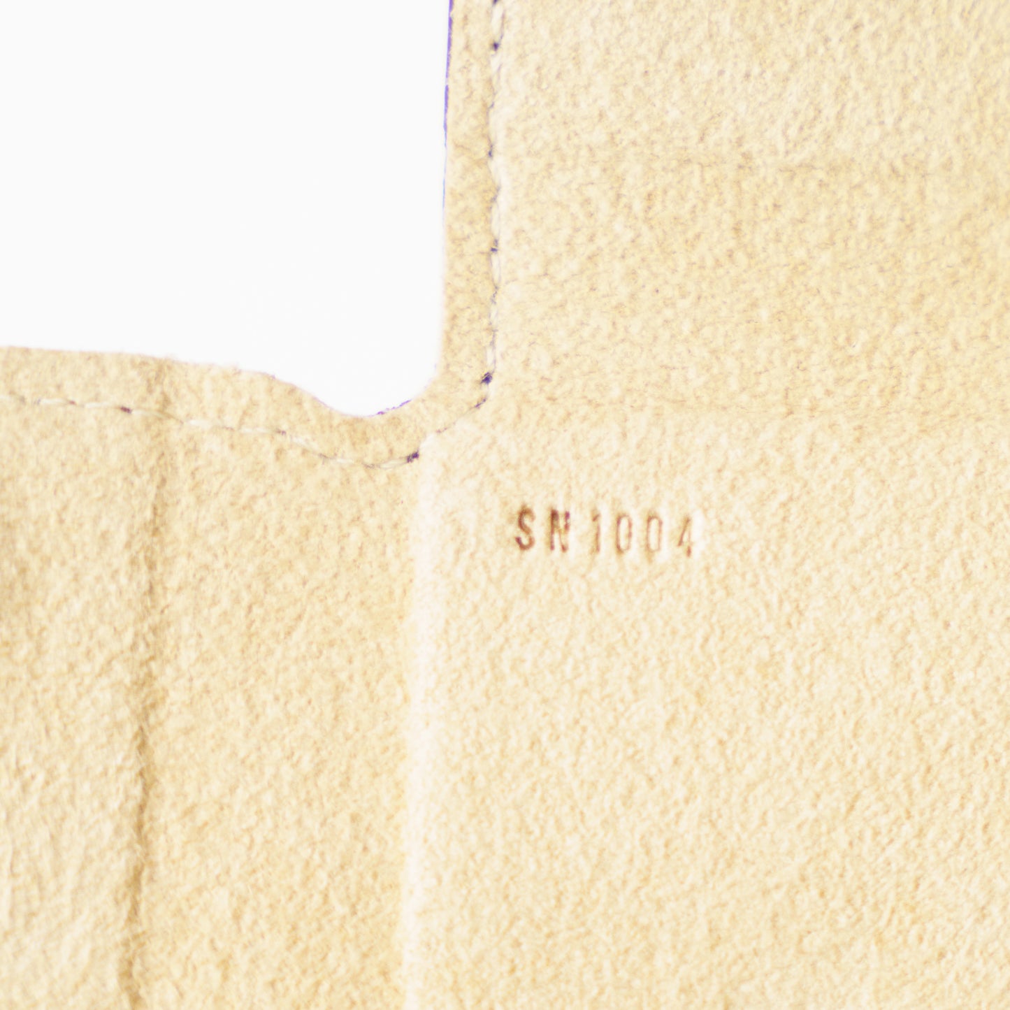 Louis Vuitton Jewellery Necklace Pouch in Monogram Canvas 181225B22