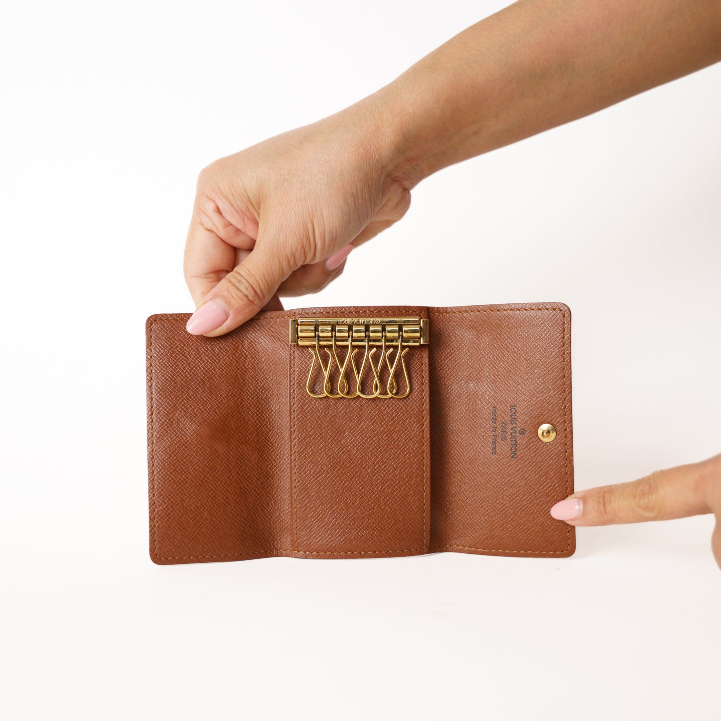 Louis Vuitton 6 Key Holder in Monogram 181225B23