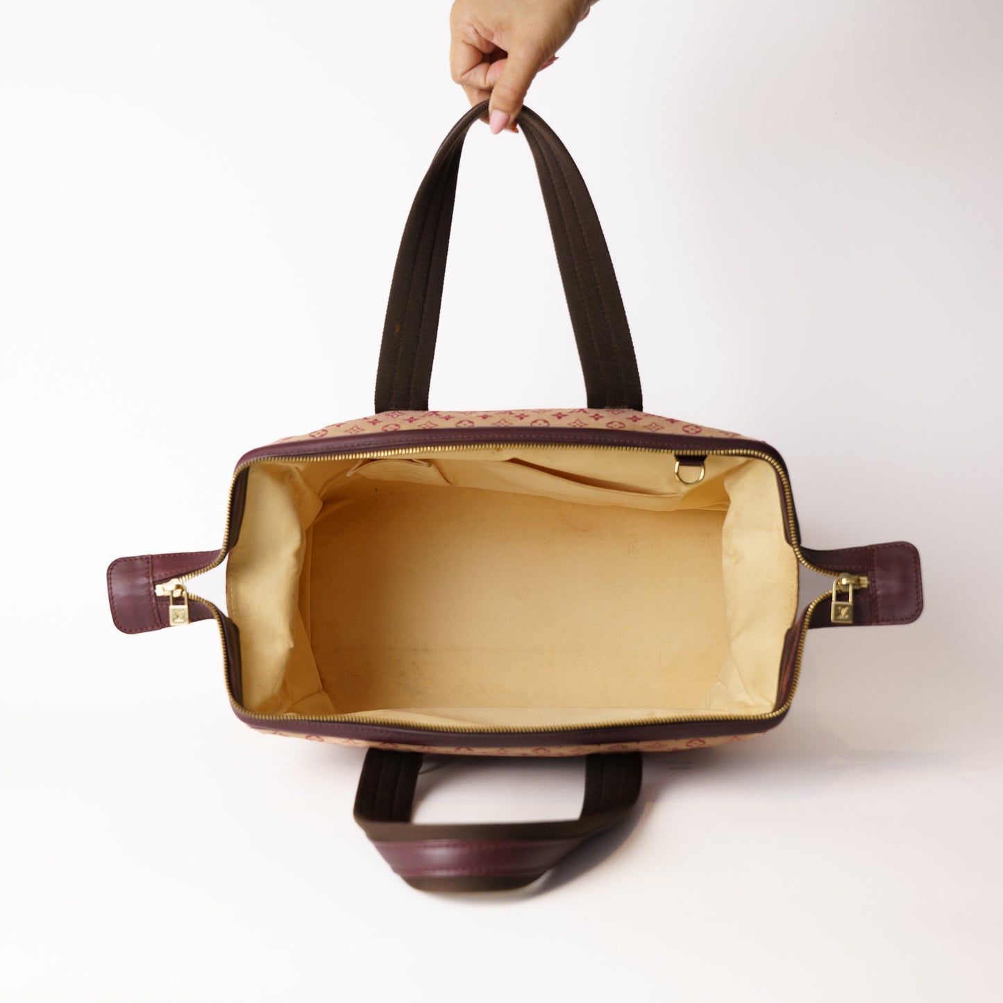 Louis Vuitton Josephine GM in Burgundy 181225B05