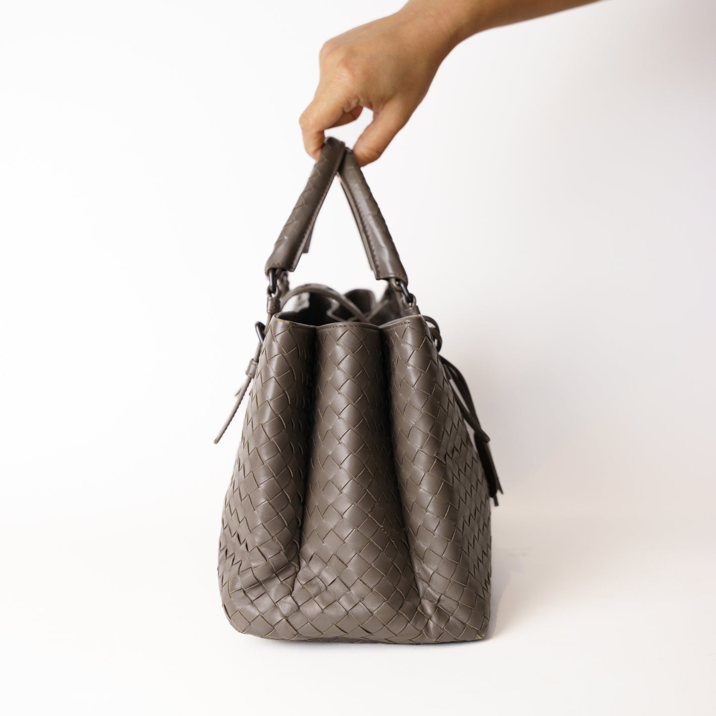 Bottega Veneta Roma Samll Intrecciato Calfskin in Taupe 181225B06