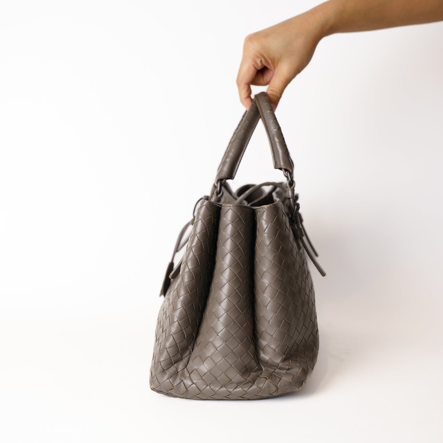 Bottega Veneta Roma Samll Intrecciato Calfskin in Taupe 181225B06