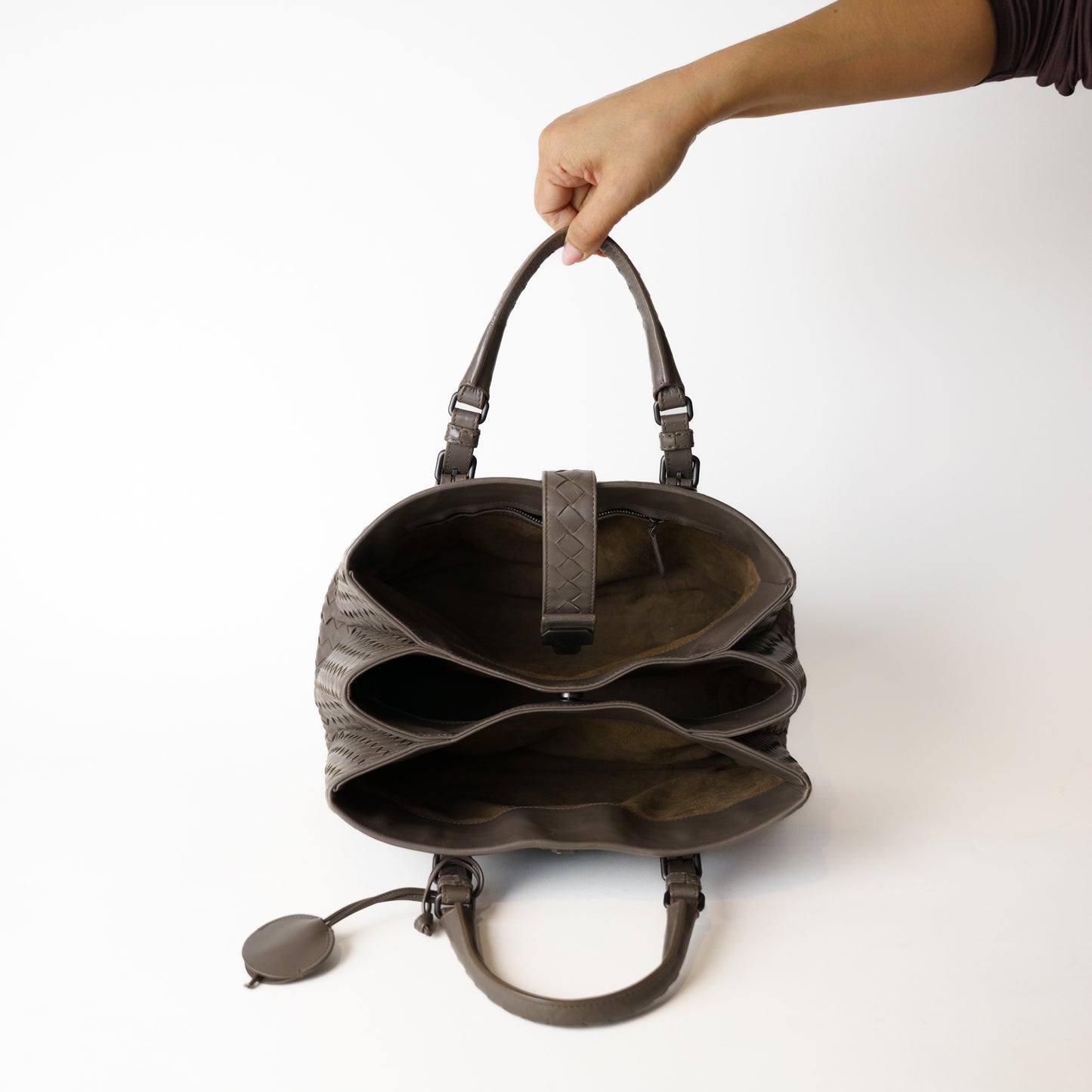 Bottega Veneta Roma Samll Intrecciato Calfskin in Taupe 181225B06