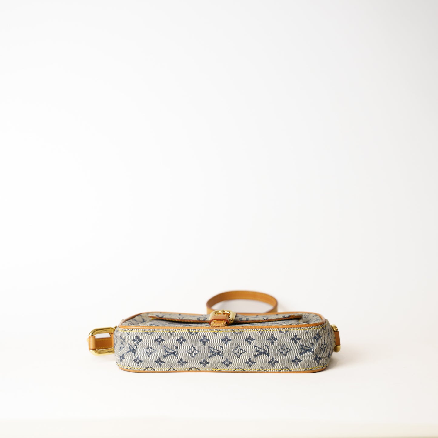 Louis Vuitton Juliette Crossbody in Light Blue Denim 181225B07