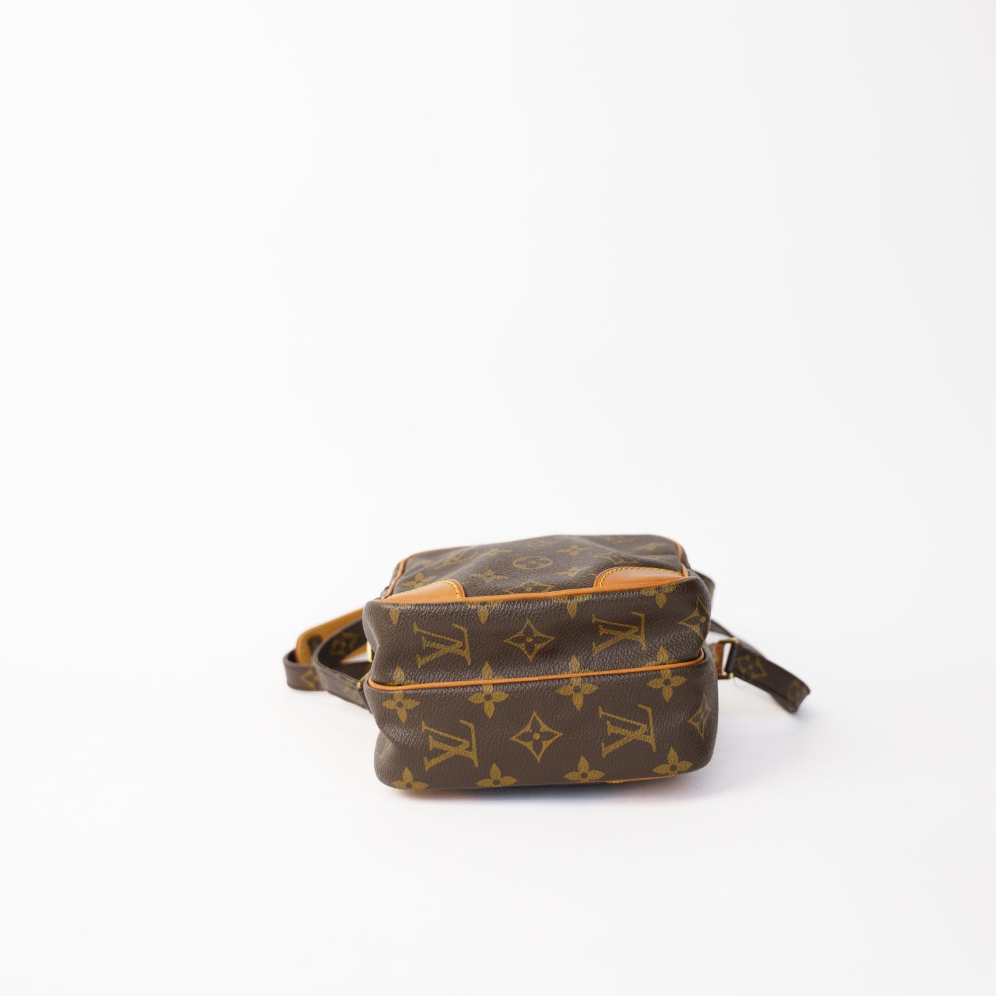 Louis Vuitton Amazone Crossbody Bag 190226B04
