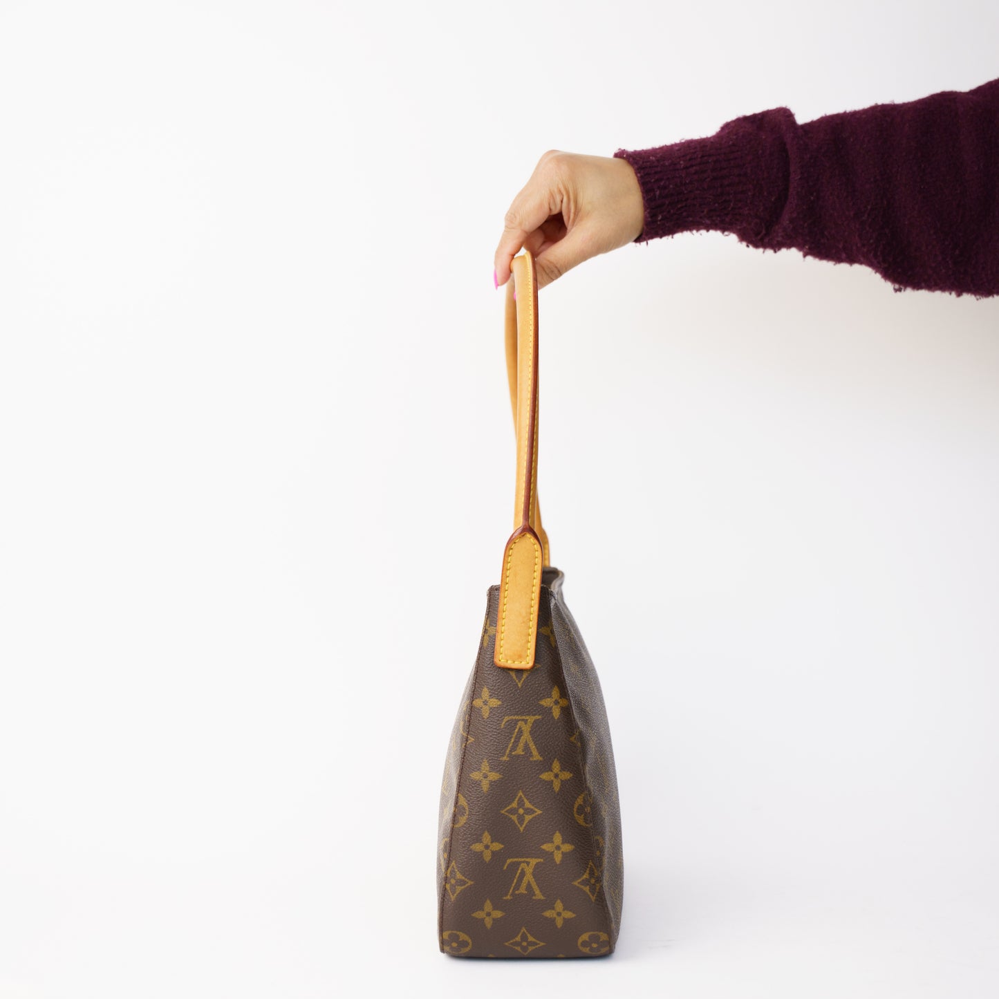 Louis Vuitton Looping MM Bag 190226B09
