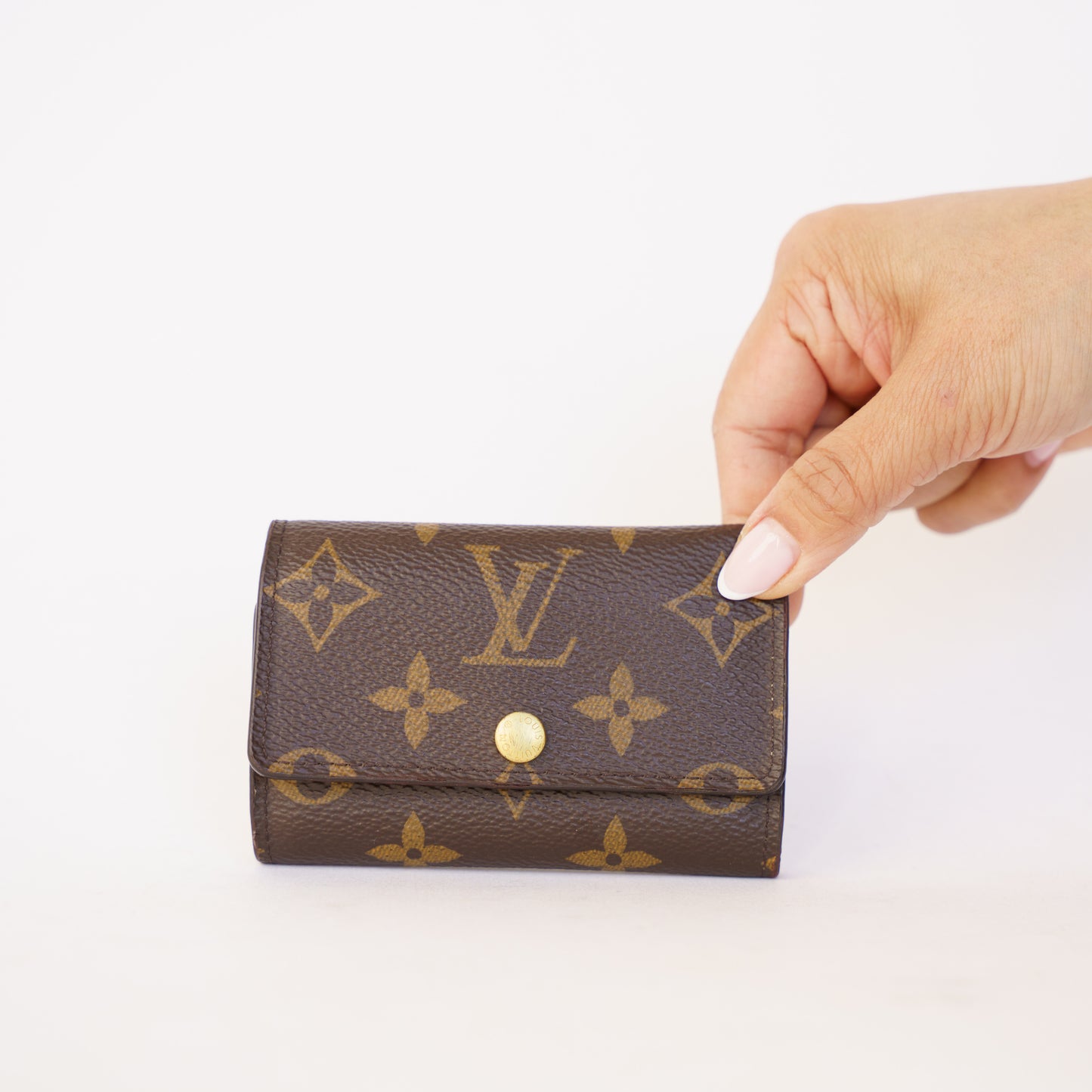 Louis Vuitton 6 Key Holder in Monogram 190326D17