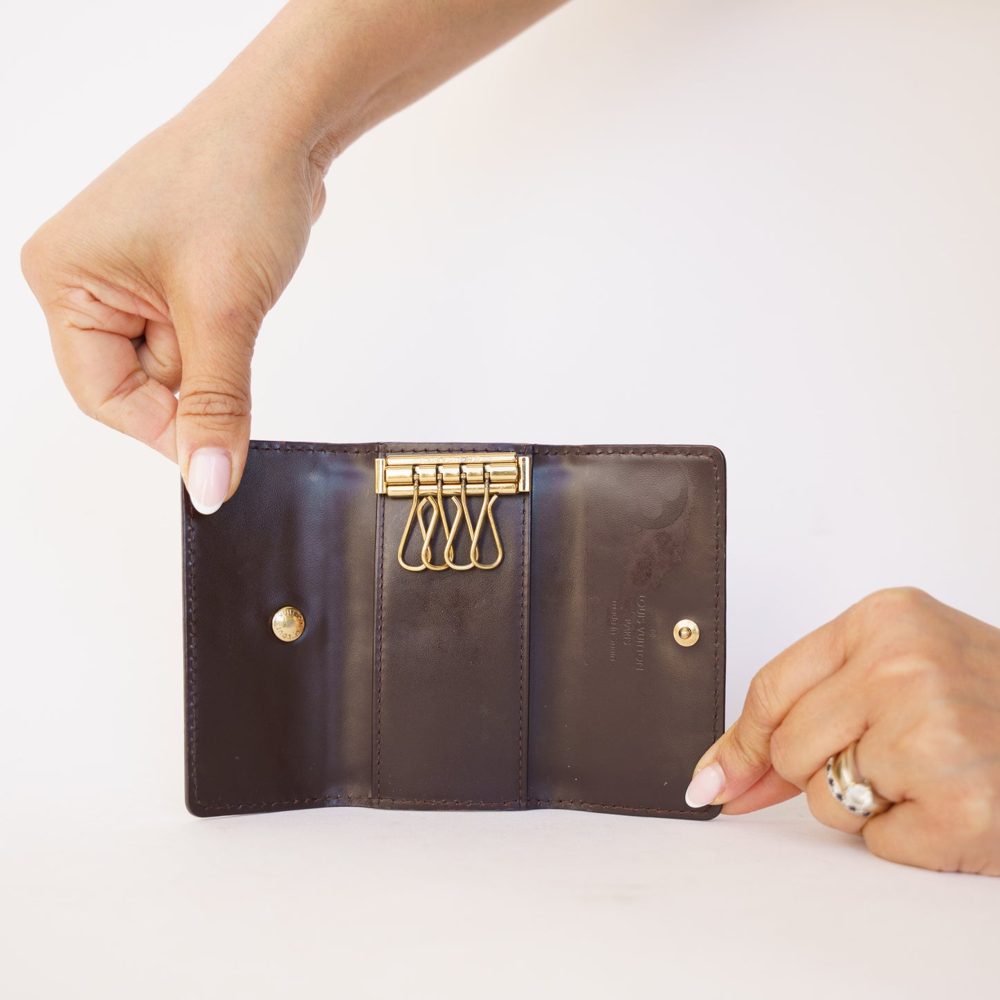 Louis Vuitton 4 Key Holder in Vernis Amarante 190326D20