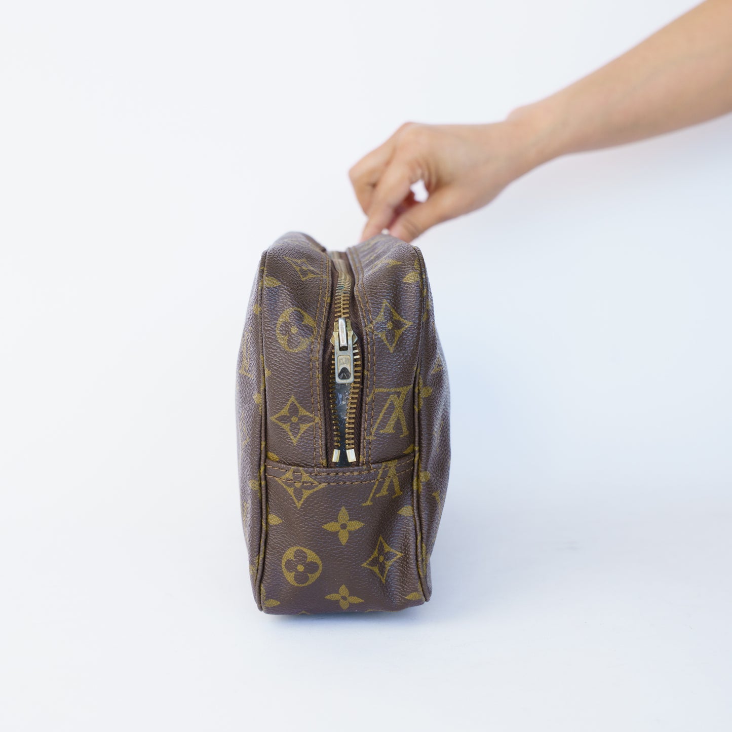 Louis Vuitton 1983 Trousse 28 Monogram 190326D21