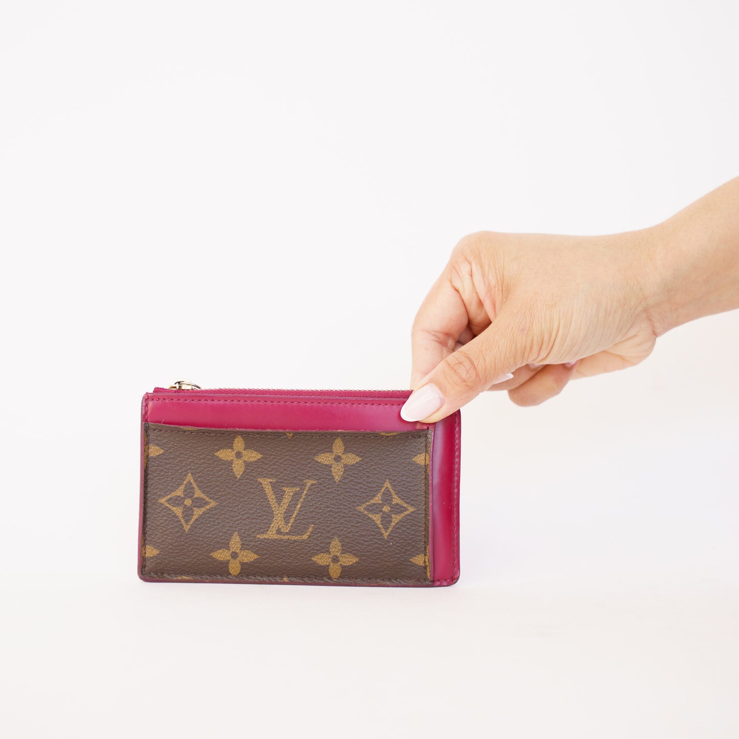 Louis Vuitton Zippered Card Holder in Monogram 190326D23