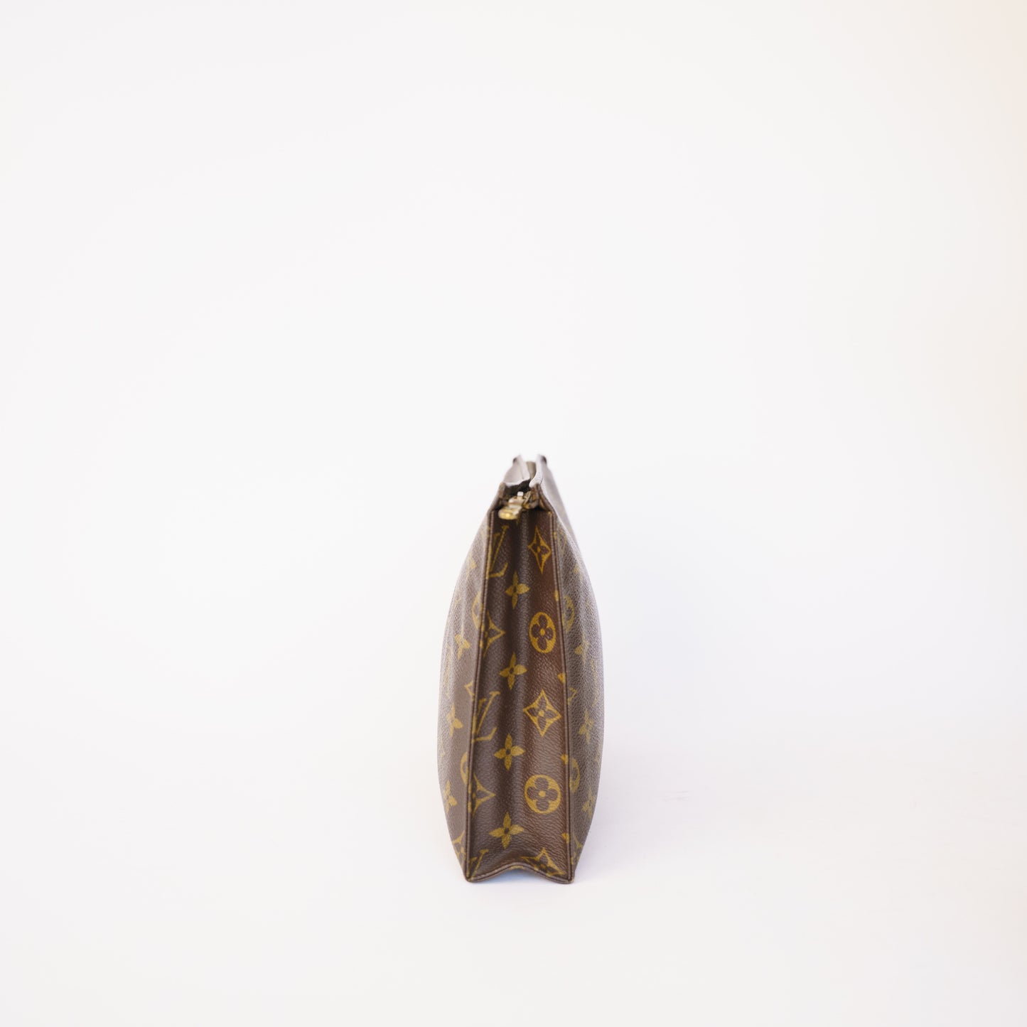 Louis Vuitton 1987 Toiletry Pouch 26 in Monogram 190326D28