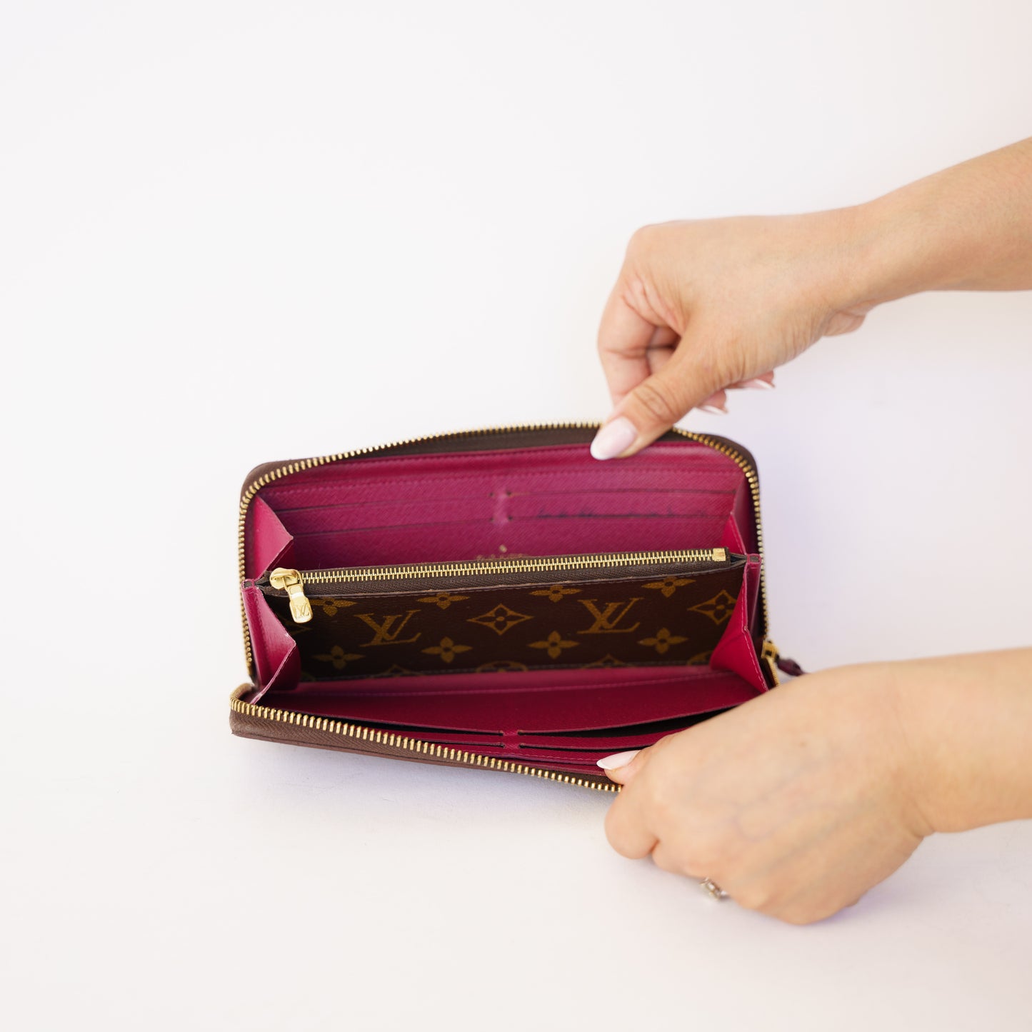 Louis Vuitton Clemence Wallet Fuschia in Monogram Canvas 190326D29