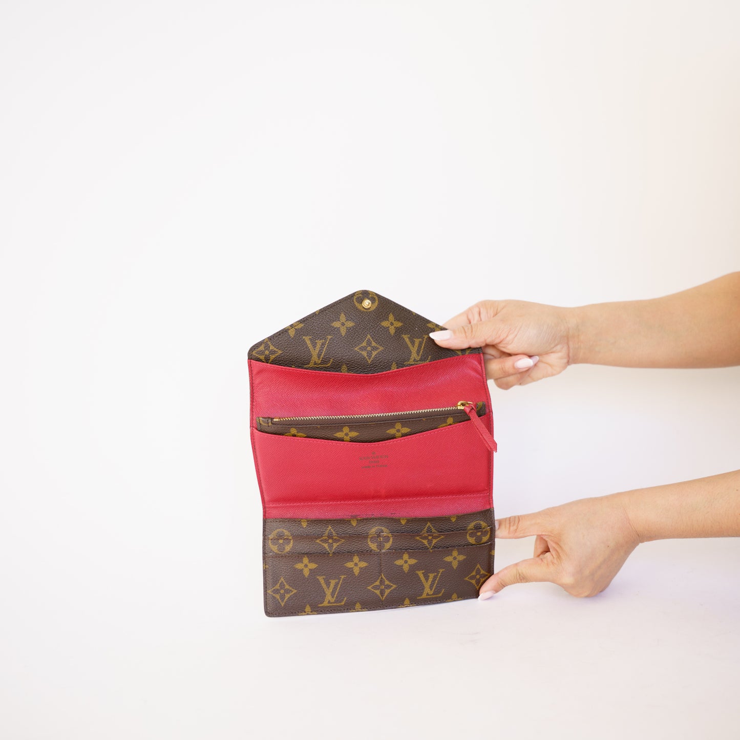 Louis Vuitton Josephine Wallet in Monogram 190326D30