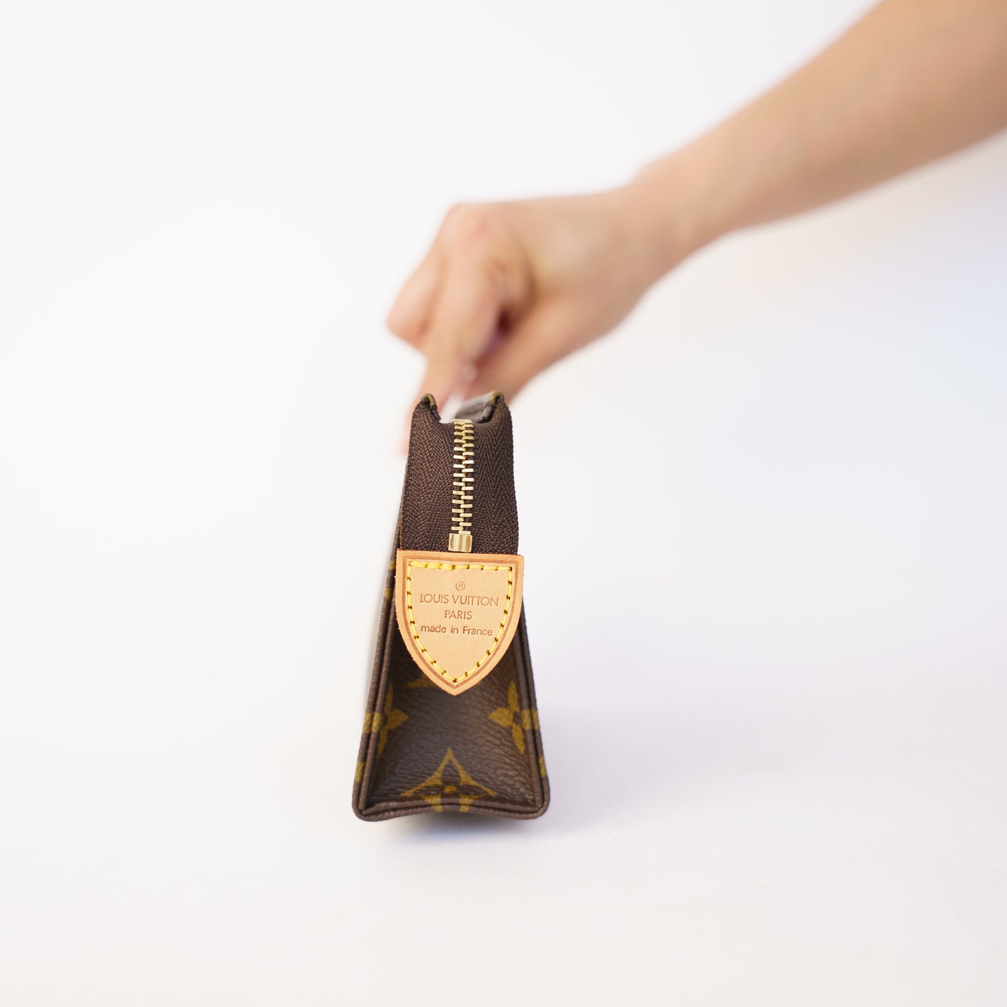 Louis Vuitton Toiletry Pouch 15 in Monogram 190326D03
