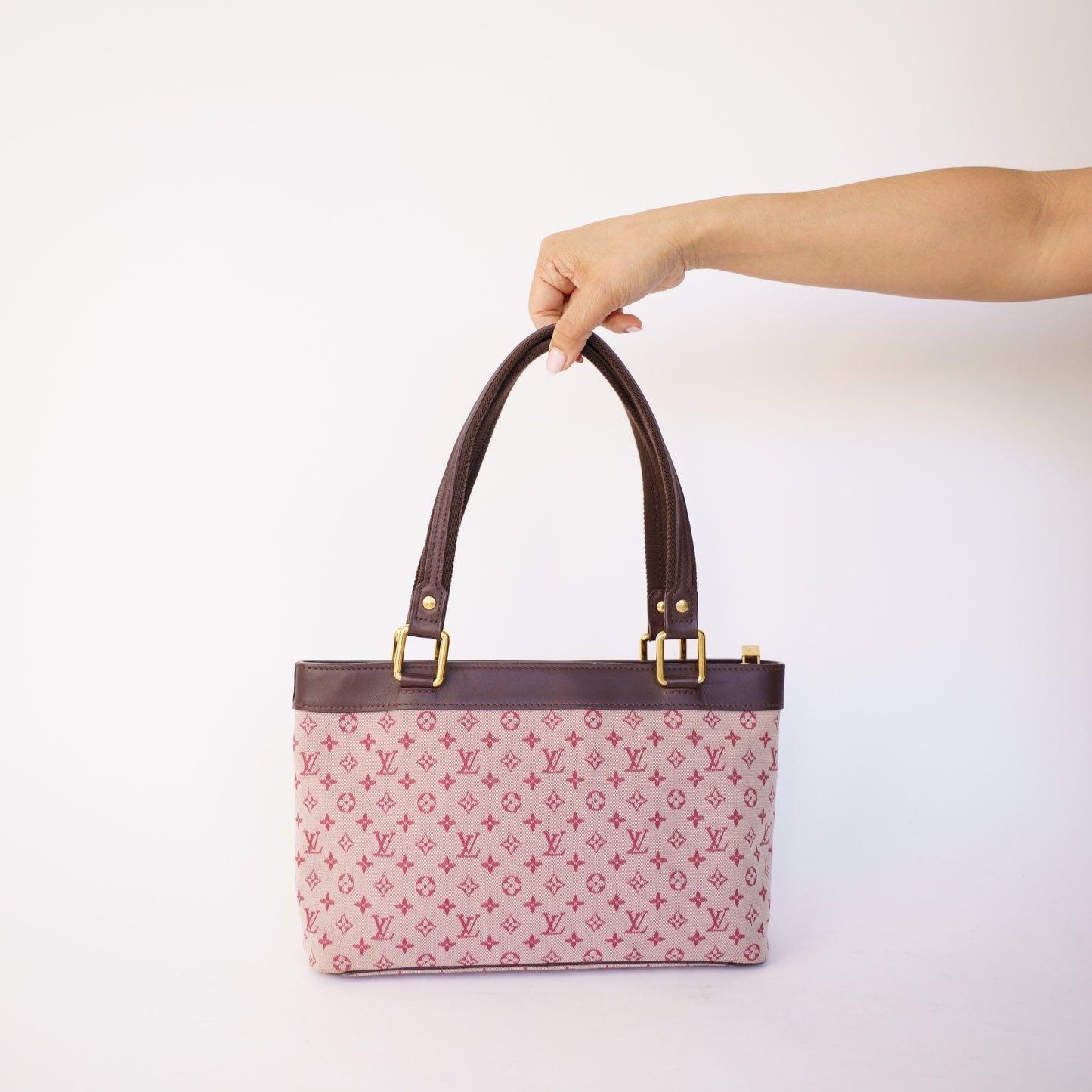 Louis Vuitton Lucille PM in Burgundy Mini Lin 190326D07