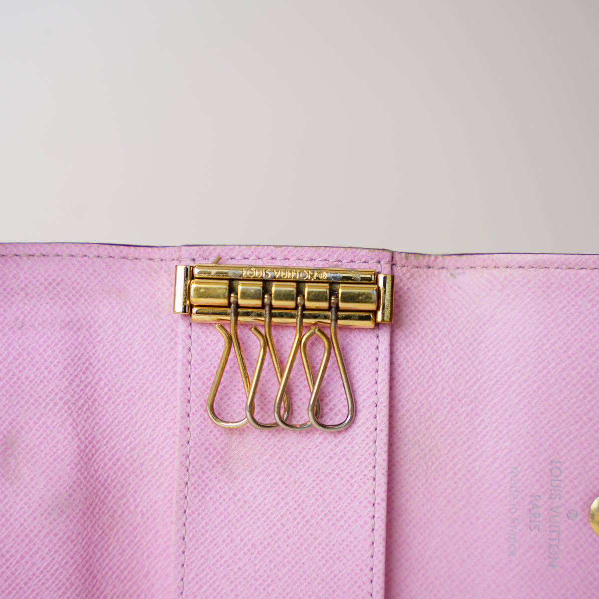 Louis Vuitton 4 Key Holder in Murukami Multicolore 201026F04