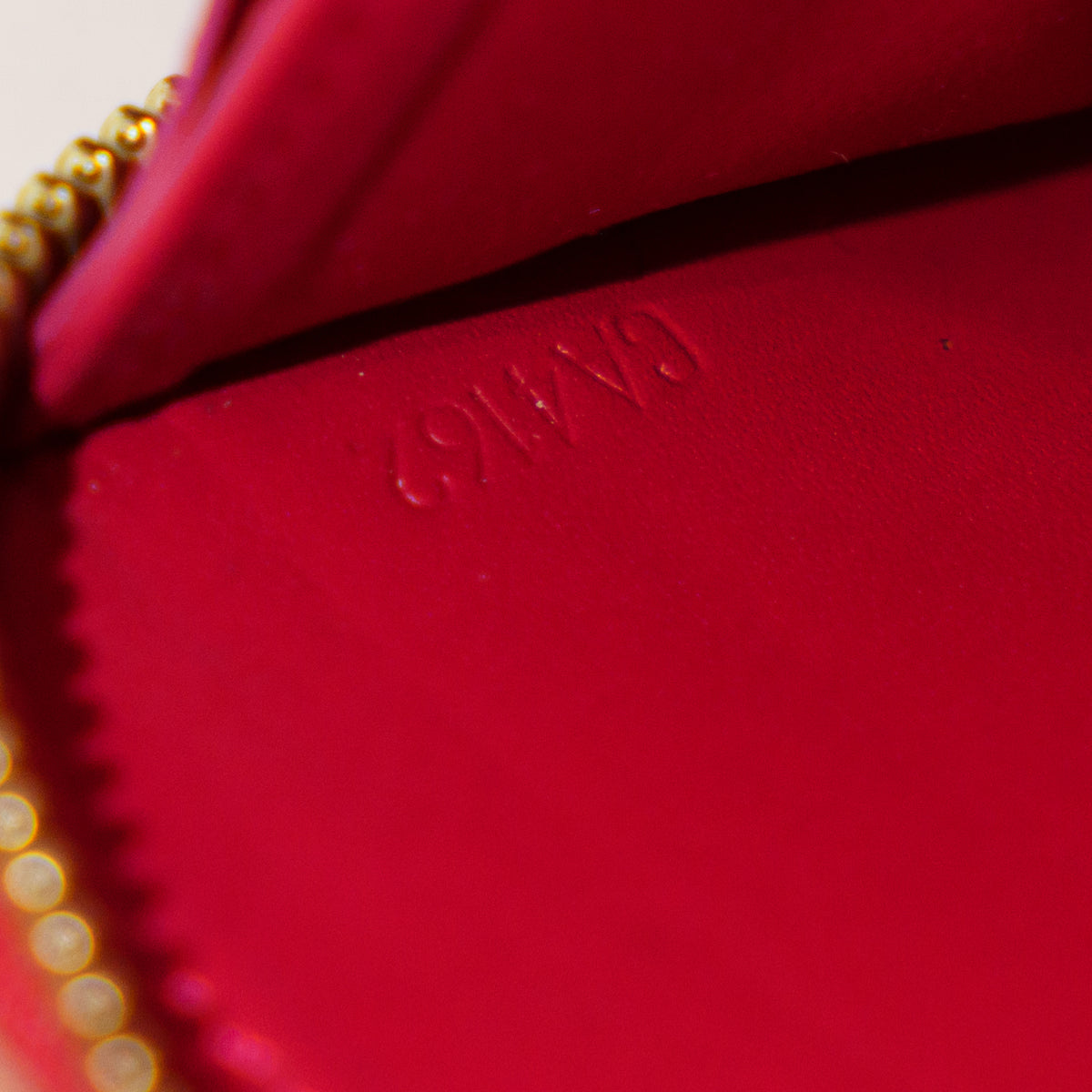 Louis Vuitton 2012 Zippy Long Wallet in Fuschia Vernis Leather 201026M04