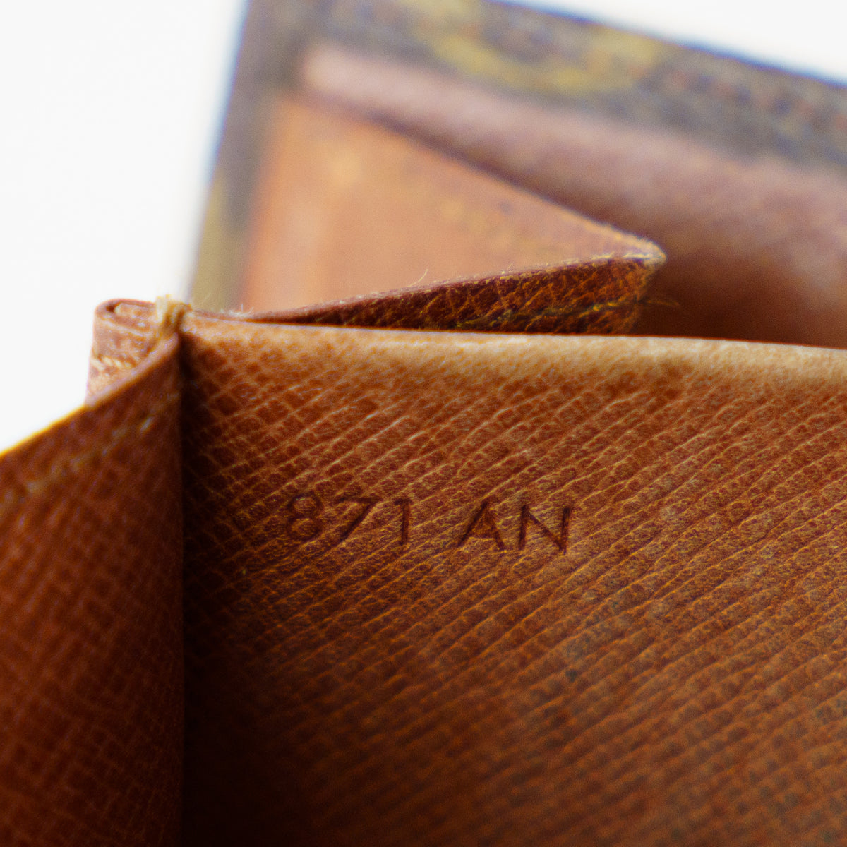 Louis Vuitton Elise Wallet in Monogram Canvas 201026F03