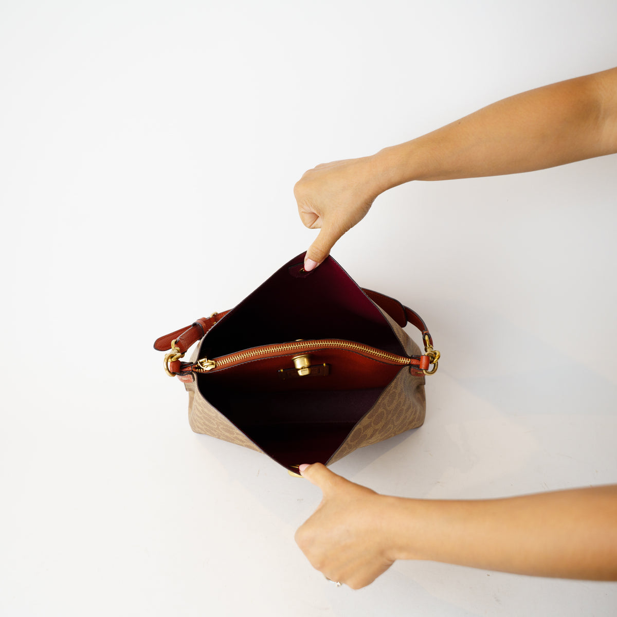 Coach Willow Bucket Bag 201026F06