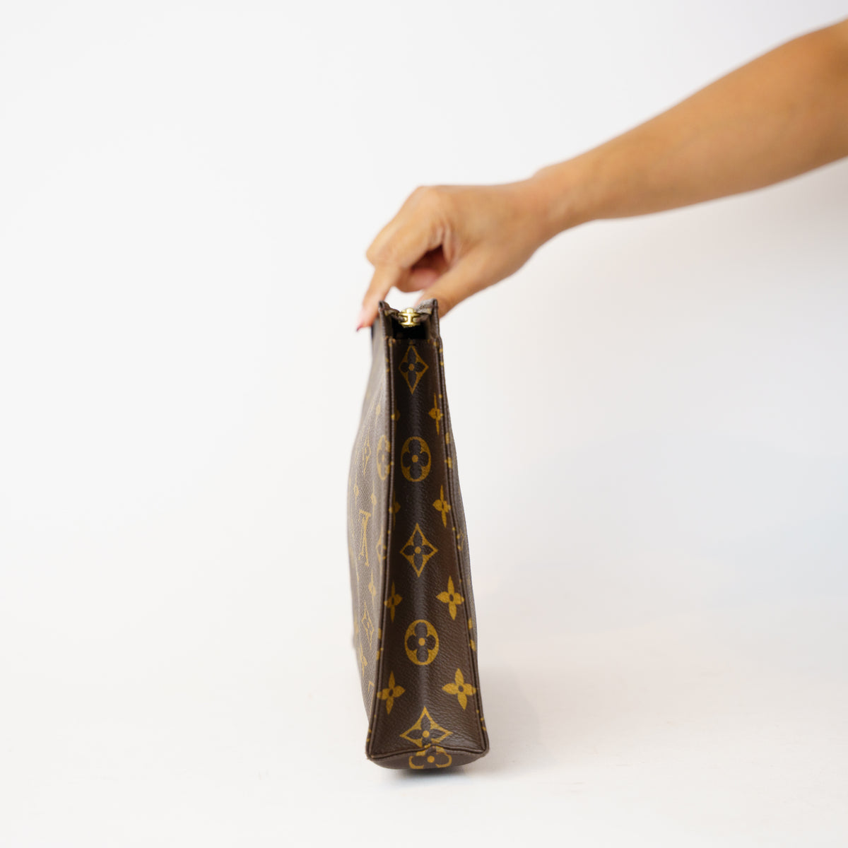 Louis Vuitton 2018 Toiletry Pouch 26 in Monogram 201026X08