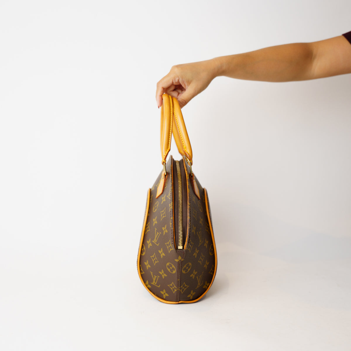 Louis Vuitton 1998 Ellipse PM Monogram With a Strap 201026X02