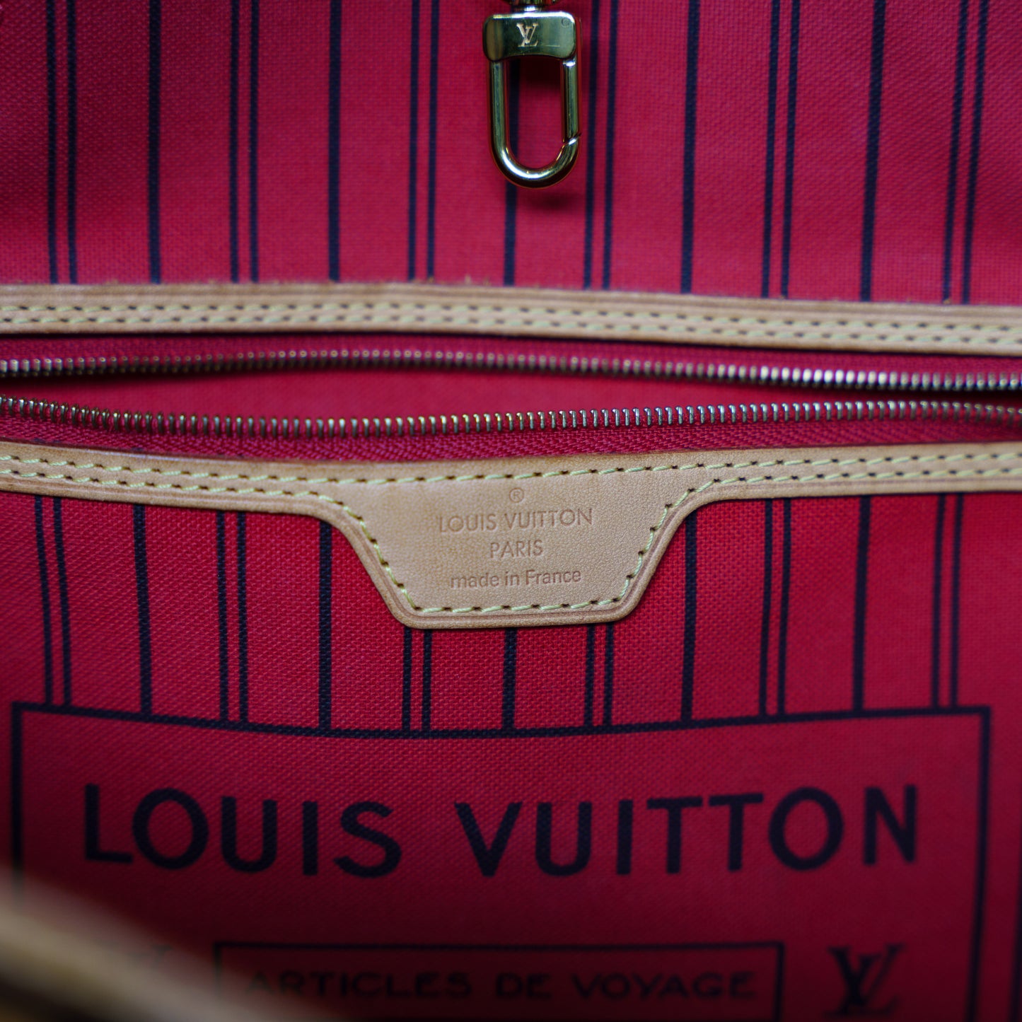 Louis Vuitton Neverfull MM Monogram in Cerise Interior 201125B02