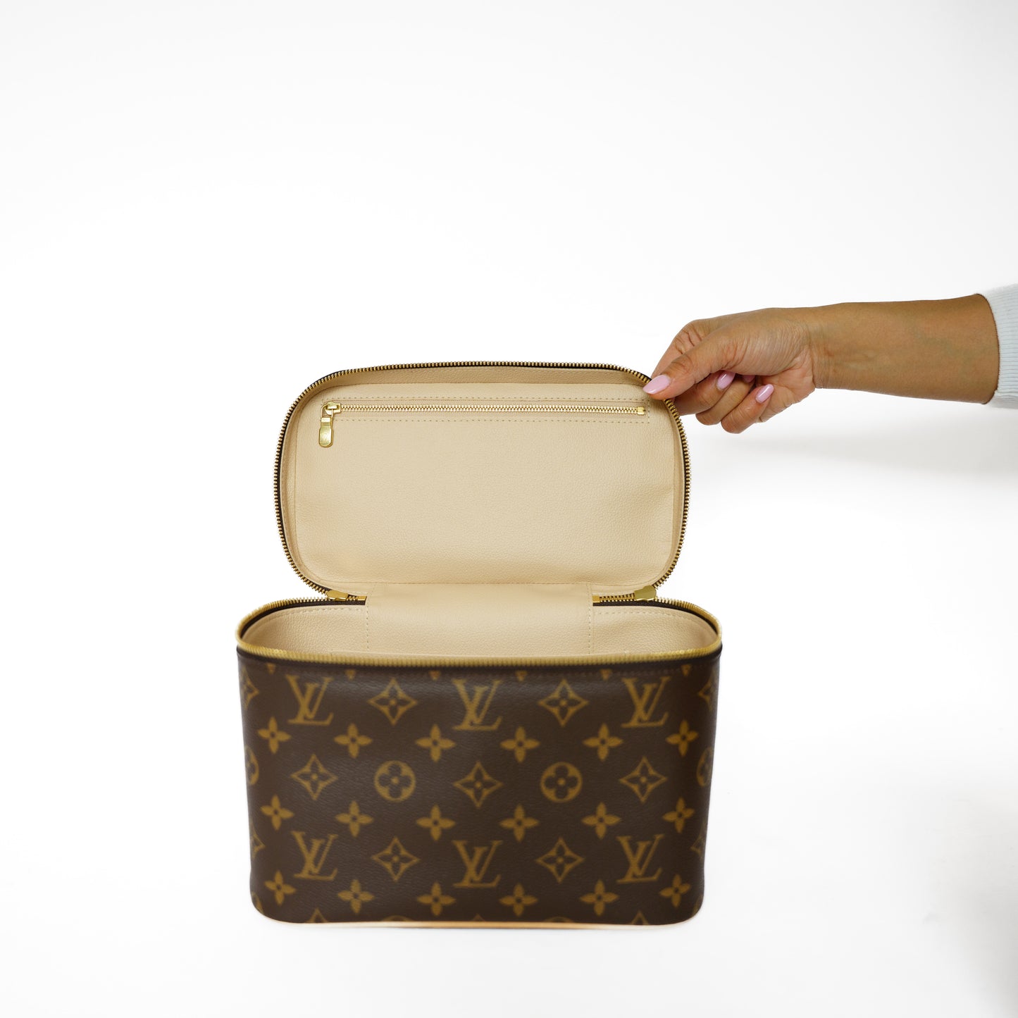 Louis Vuitton Nice BB in Monogram Canvas 201125B05