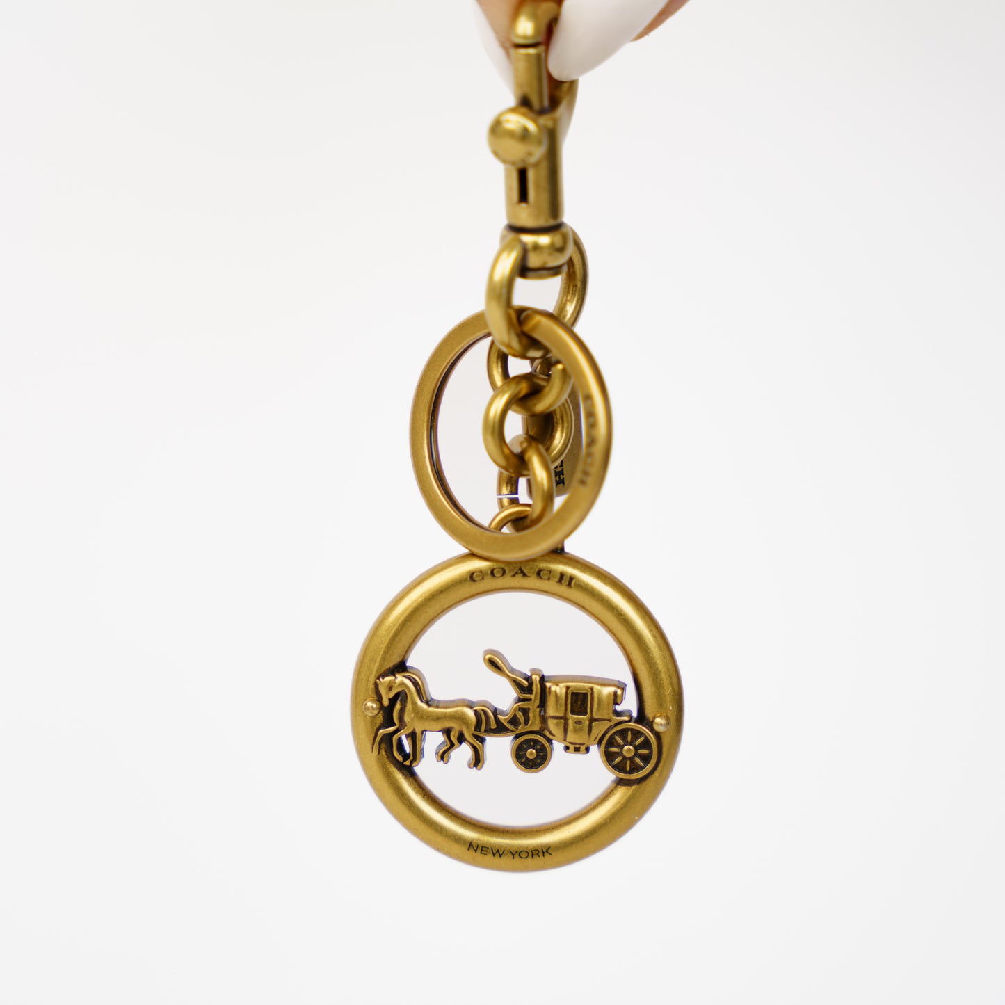 Coach Horse and Carriage Valet Bag Charm Key Chain in Brass 210526G09