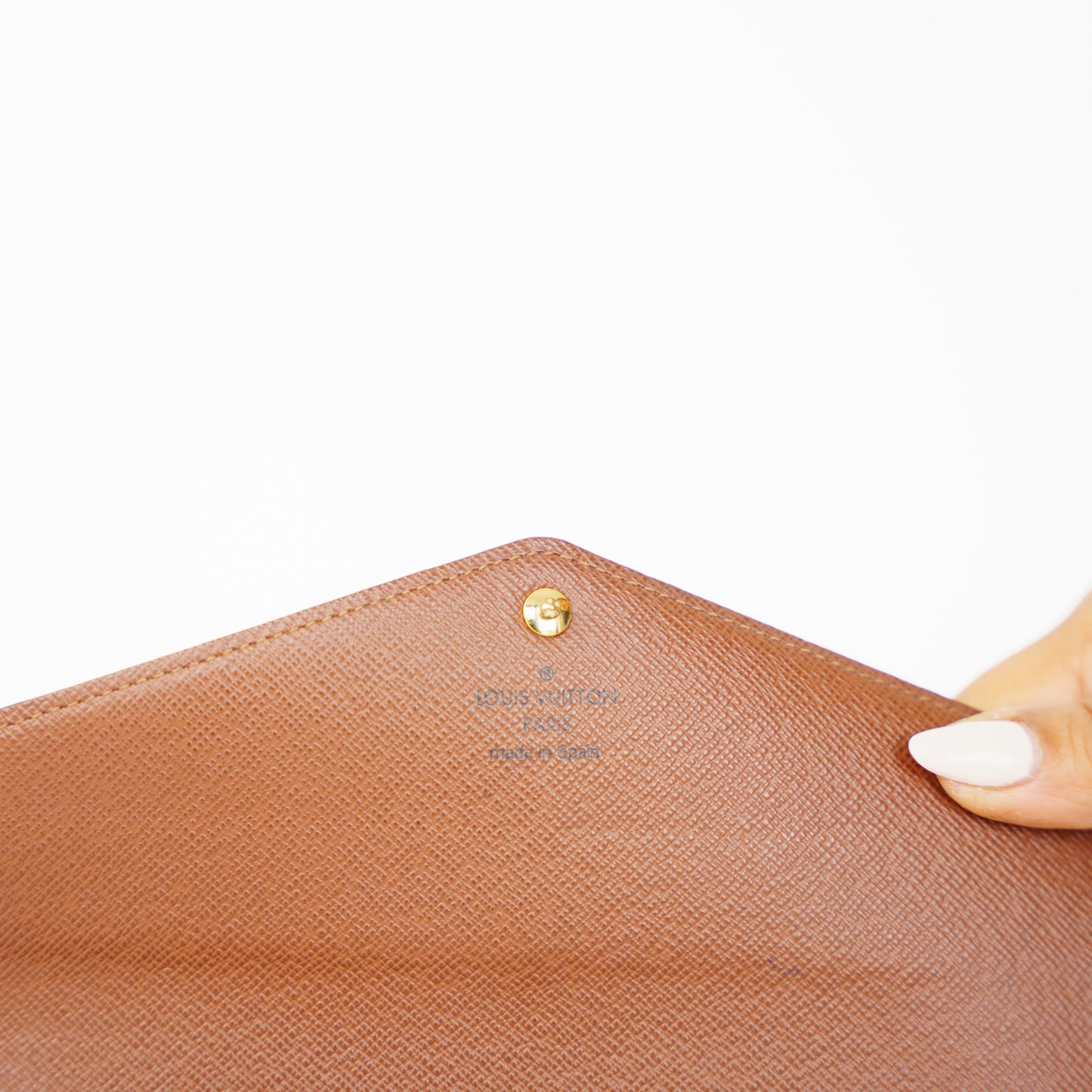 Louis Vuitton Sarah Wallet in Monogram 210526N01