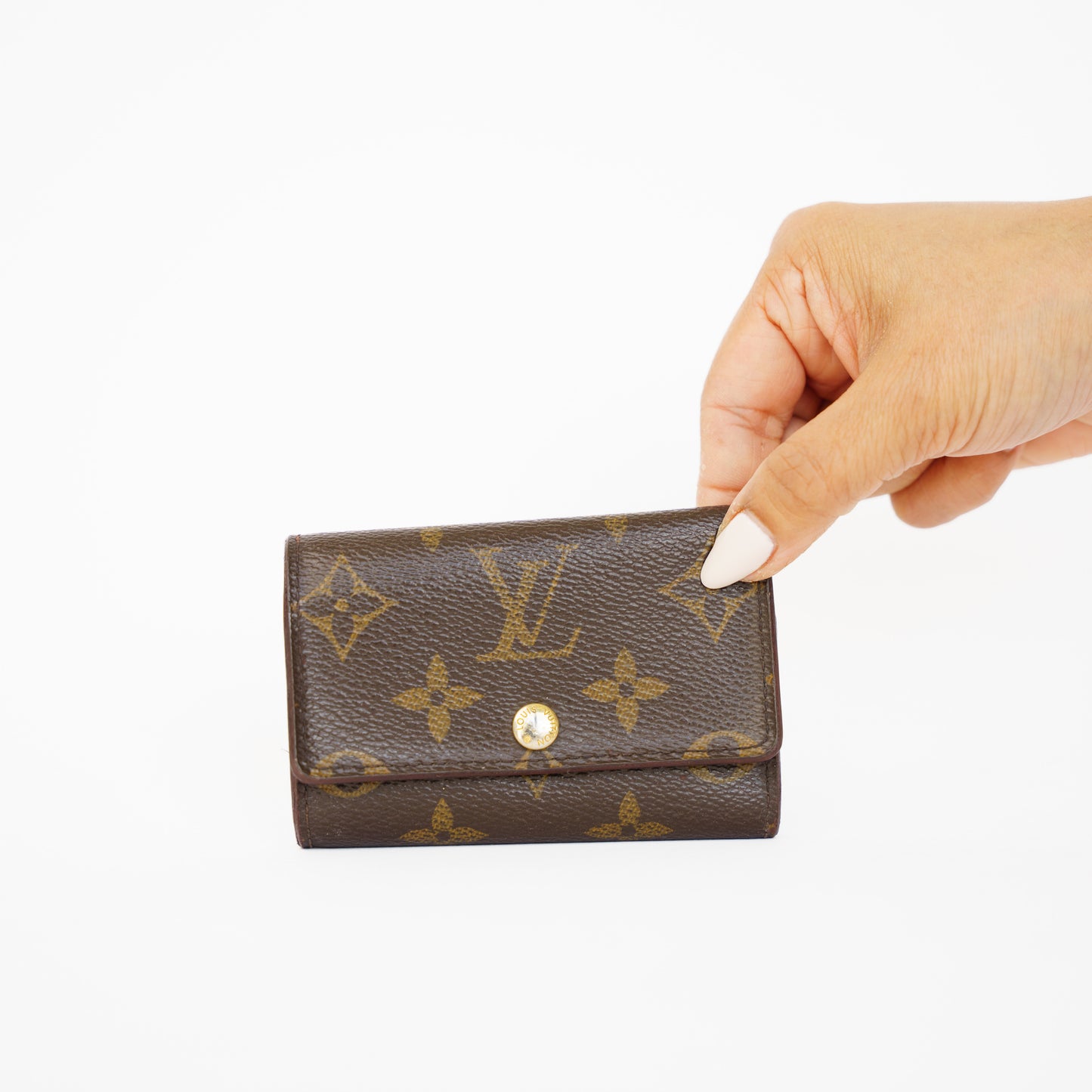 Louis Vuitton 6 Key Holder in Monogram 210526E07