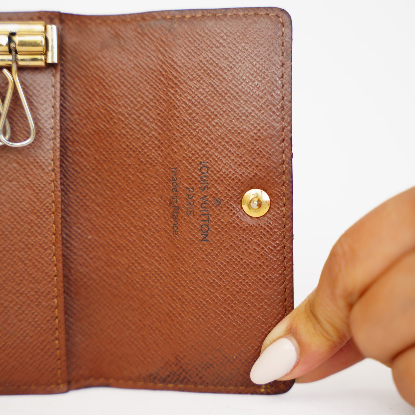 Louis Vuitton 6 Key Holder in Monogram 210526E07
