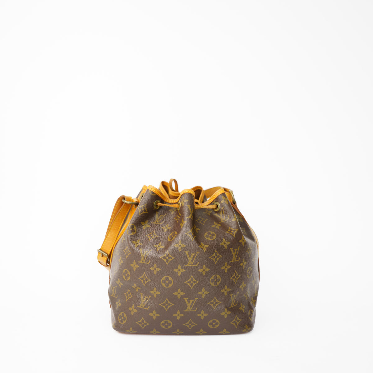 Louis Vuitton 1990 Noe PM Bucket Bag in Monogram 210526A06