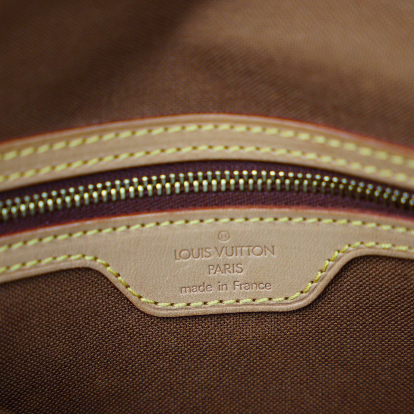 Louis Vuitton Looping PM Monogram 210526A08