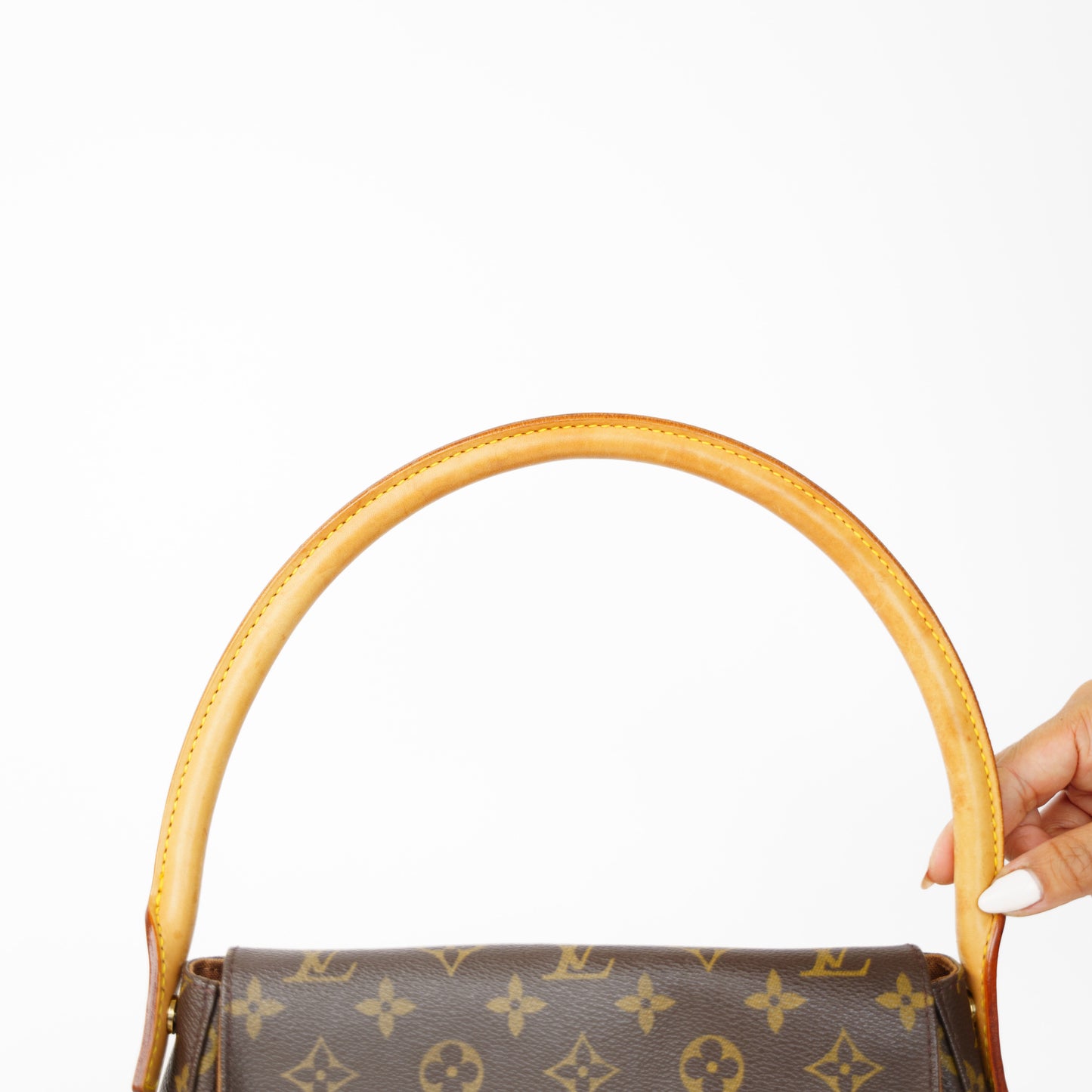 Louis Vuitton Looping PM Monogram 210526A08