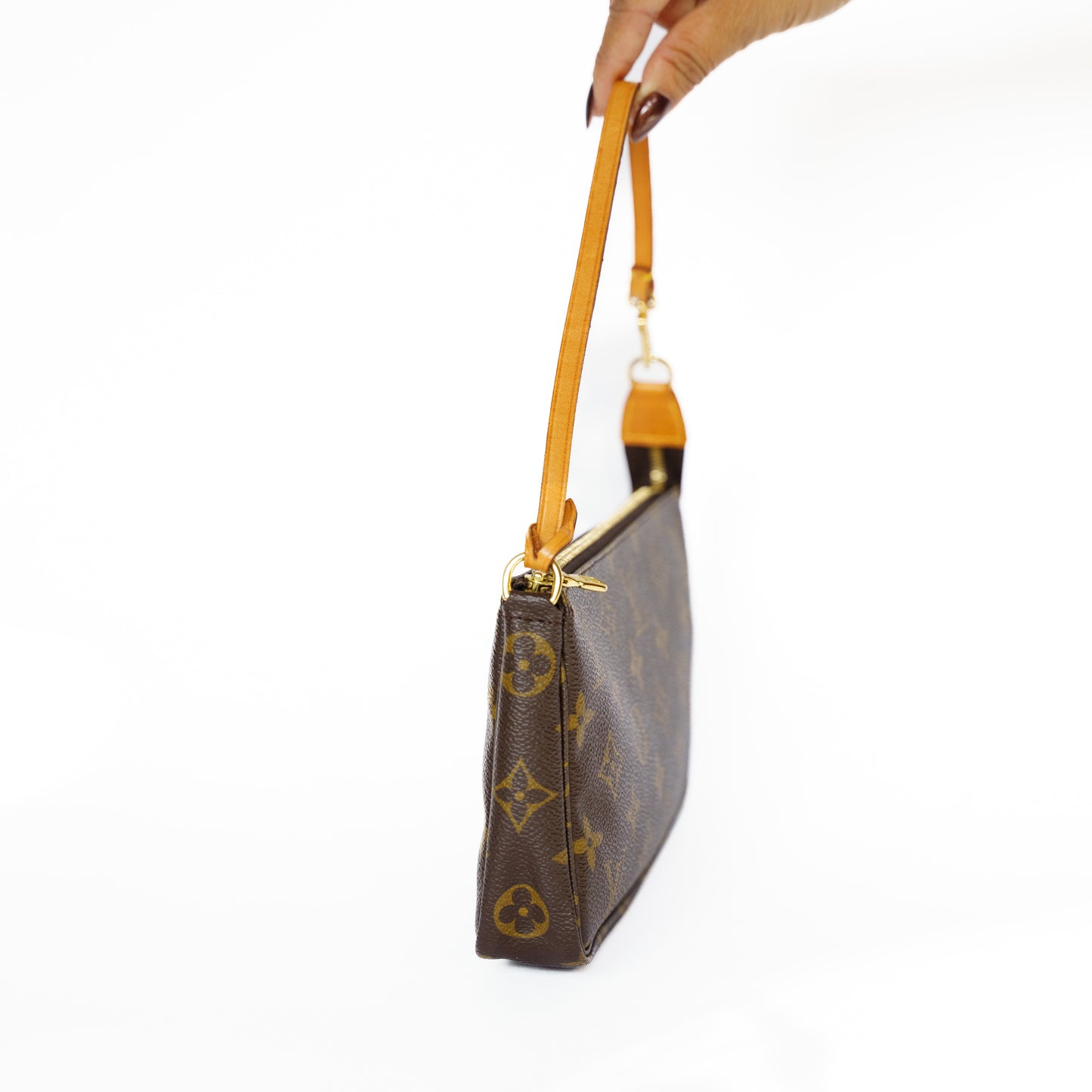 Louis Vuitton Pochette Accessoires in Monogram Canvas BJ0092 221025C168