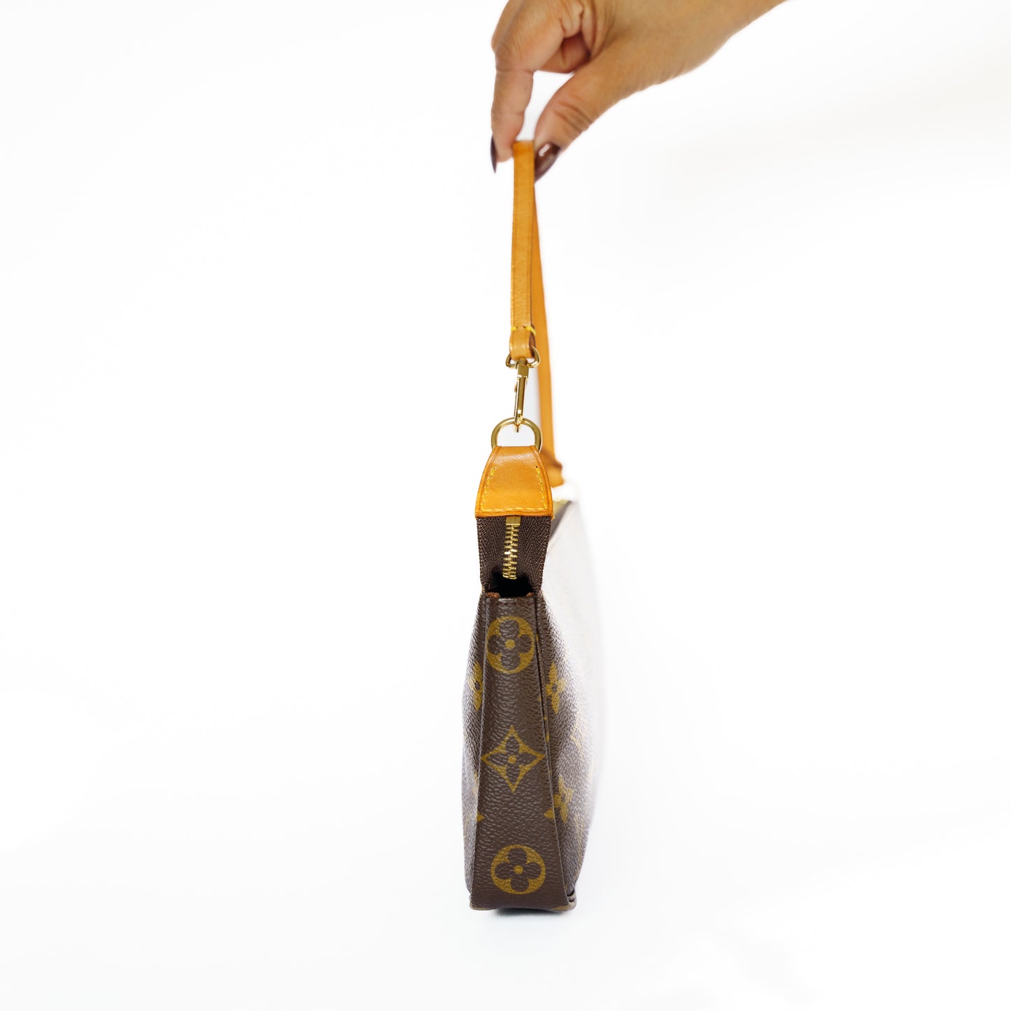Louis Vuitton Pochette Accessoires in Monogram Canvas BJ0092 221025C168