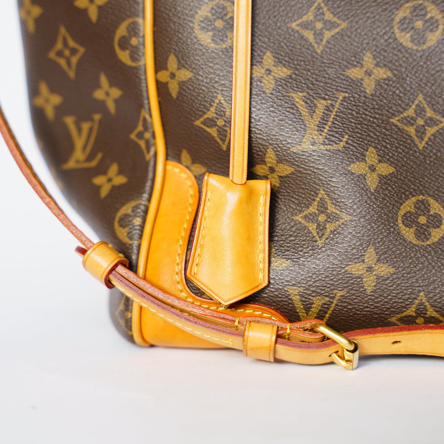 Louis Vuitton Monogram NM Estrella MI2176