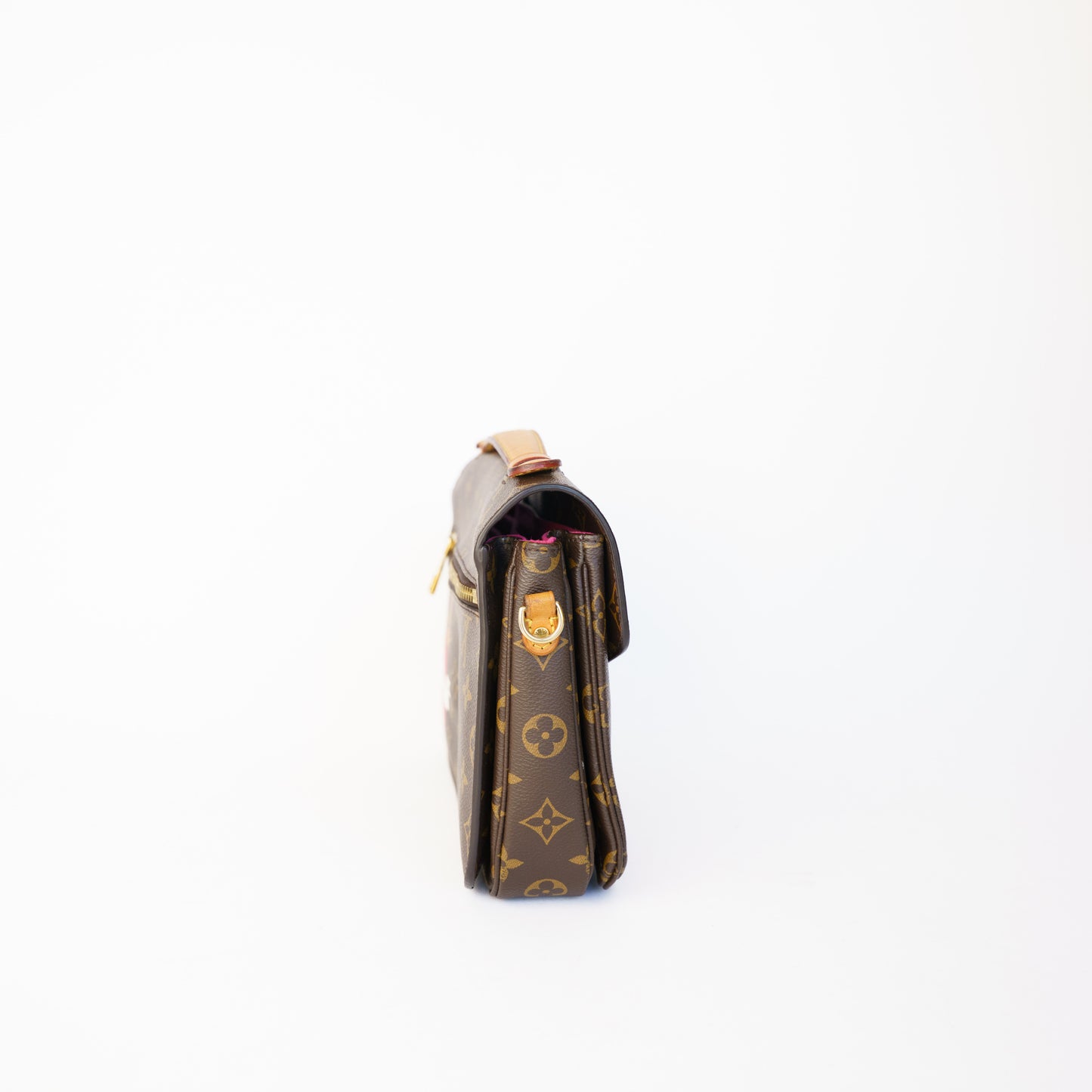 Louis Vuitton Patches Pochette Metis in Monogram 230426B14
