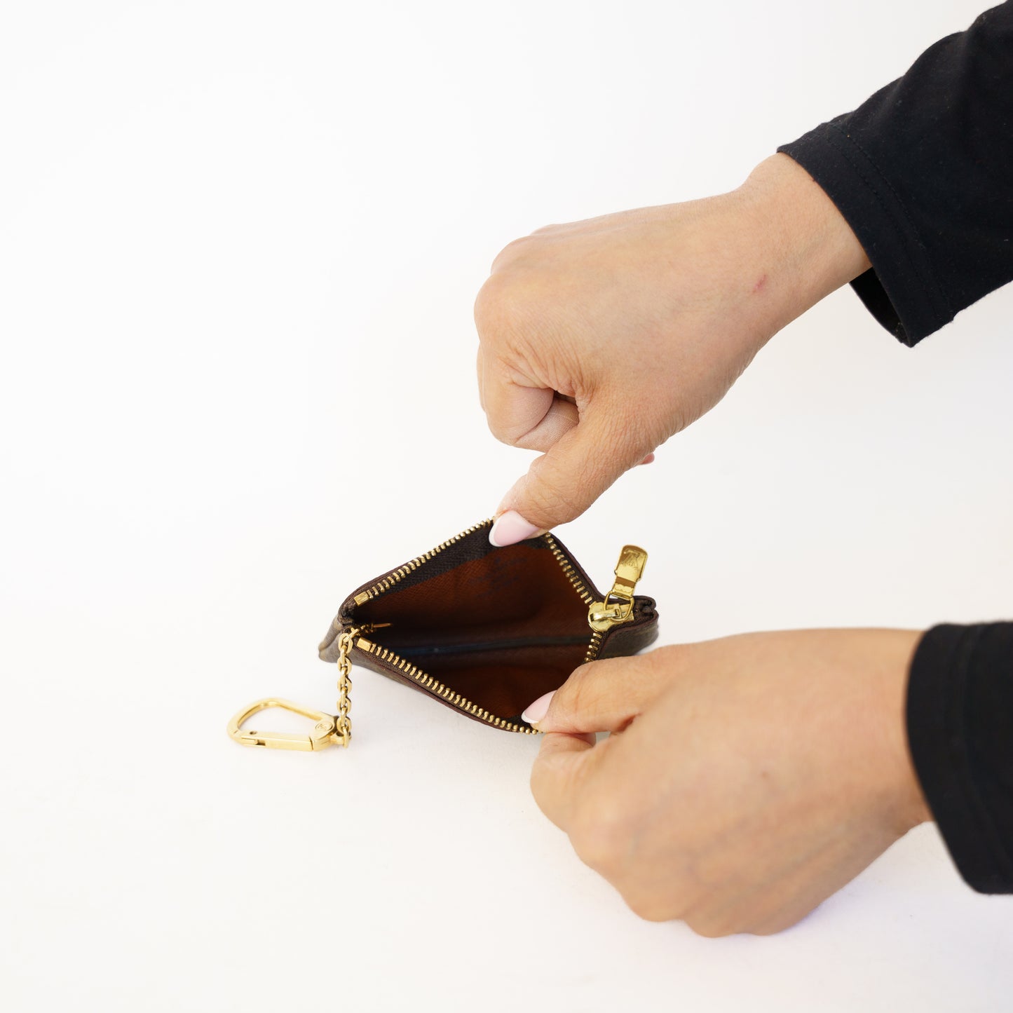 Louis Vuitton Key Cles in Monogram 230426B22