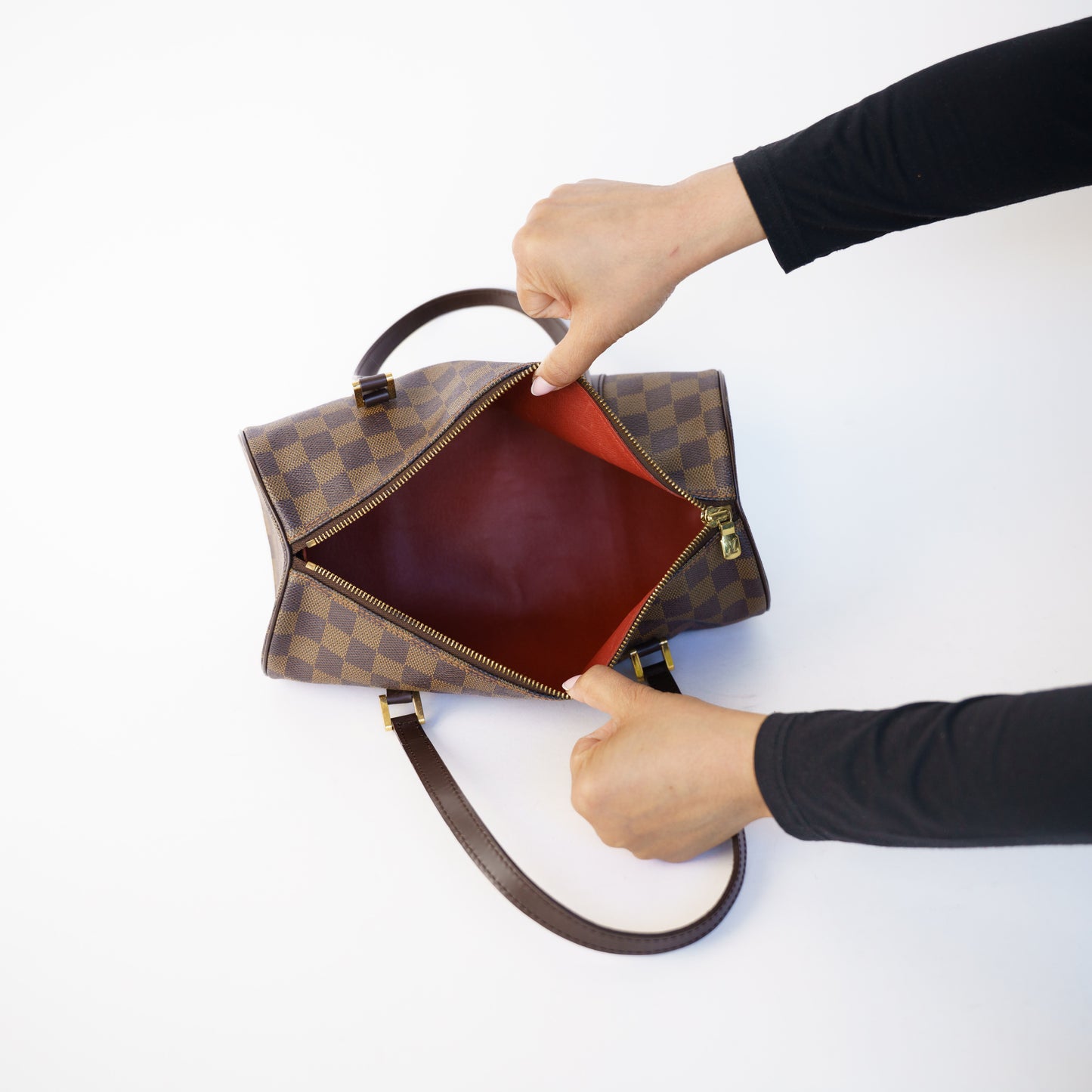 Louis Vuitton Papillon 30 in Damier Ebene MB1003 230426B02