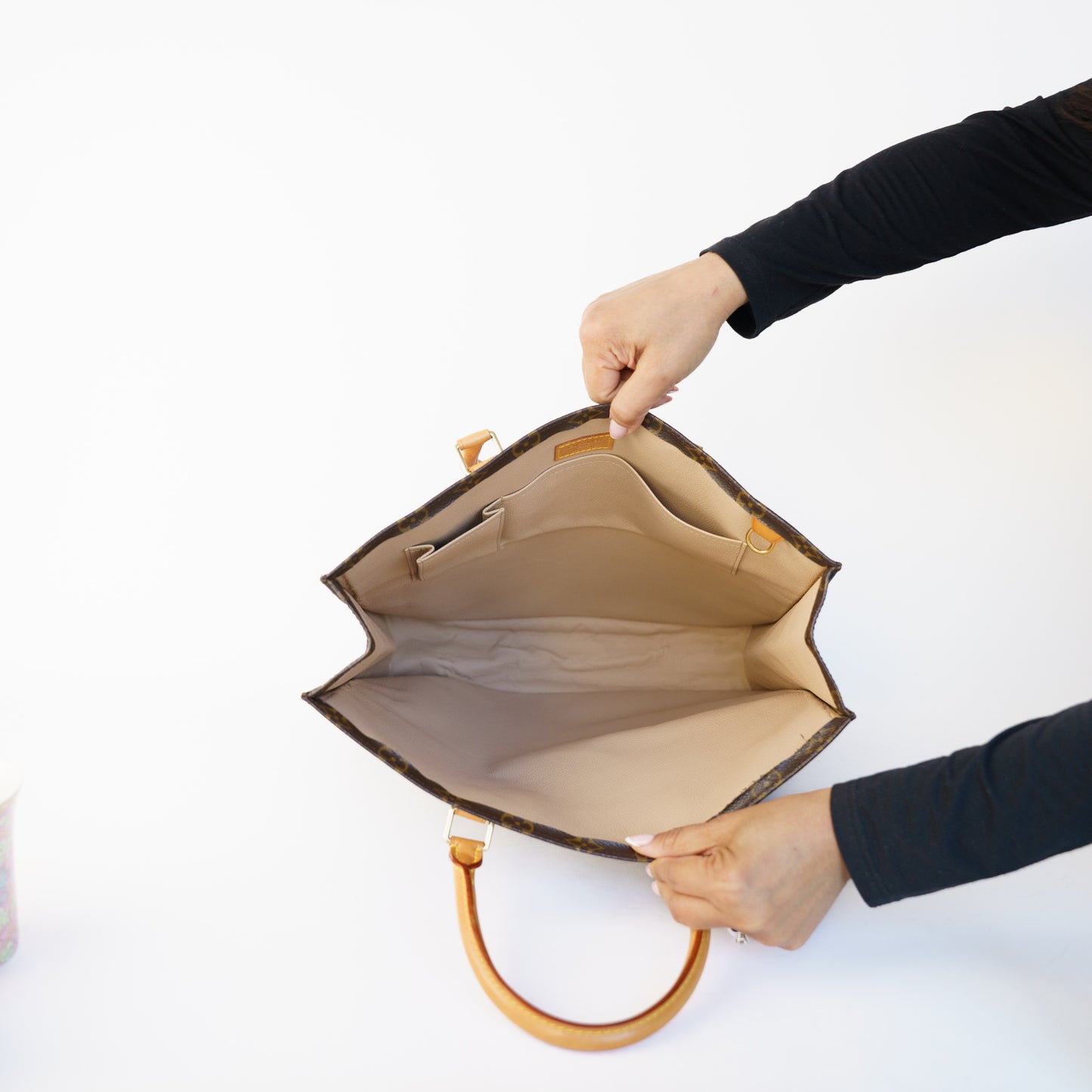Louis Vuitton Sac Plat in Monogram MI1005 230426B04