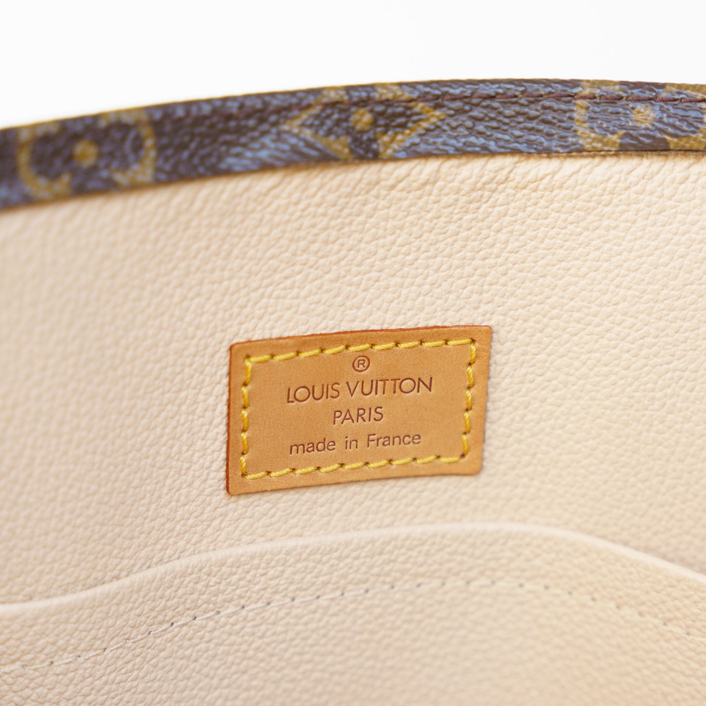 Louis Vuitton Sac Plat in Monogram MI1005 230426B04