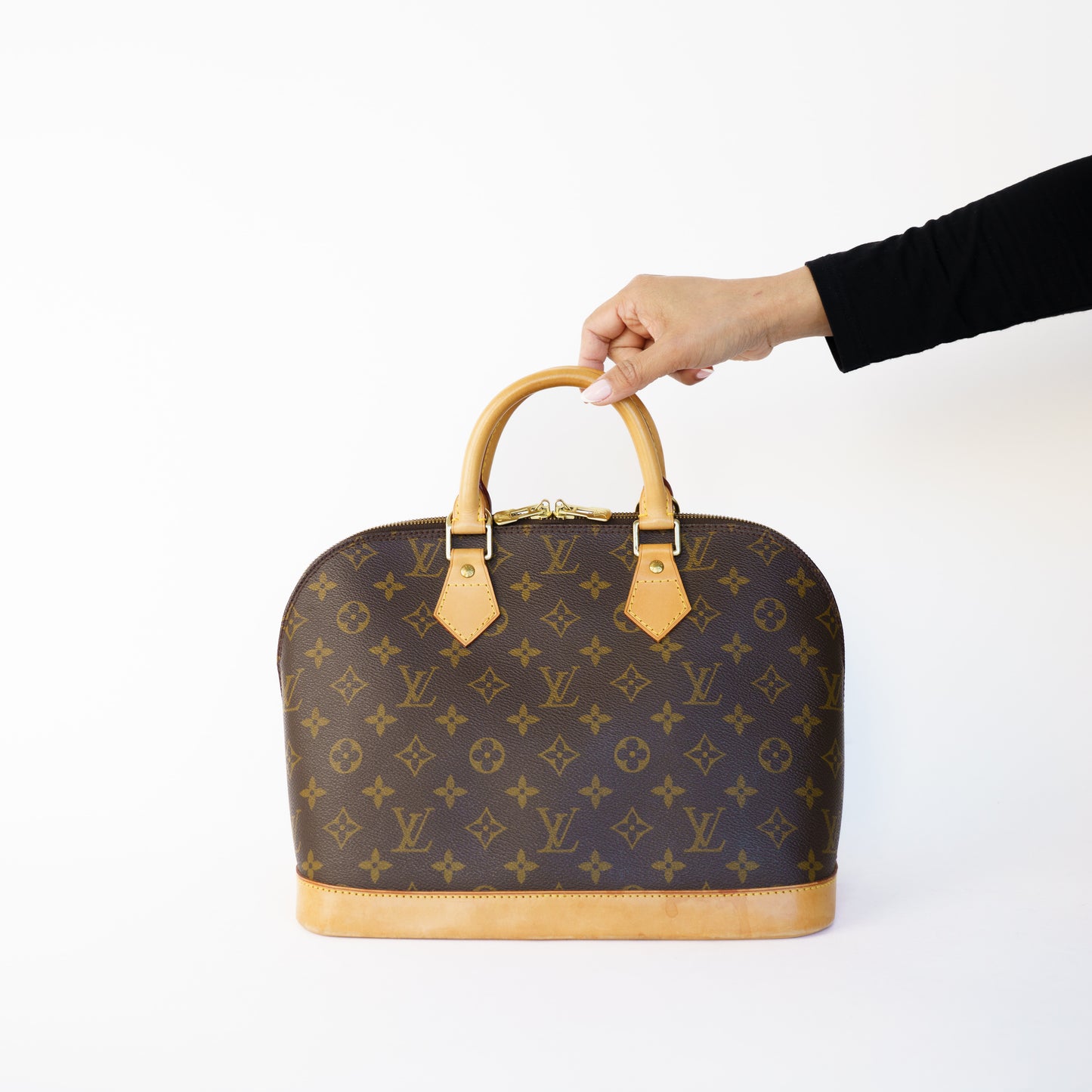 Louis Vuitton Alma PM in Monogram Canvas 230426B06