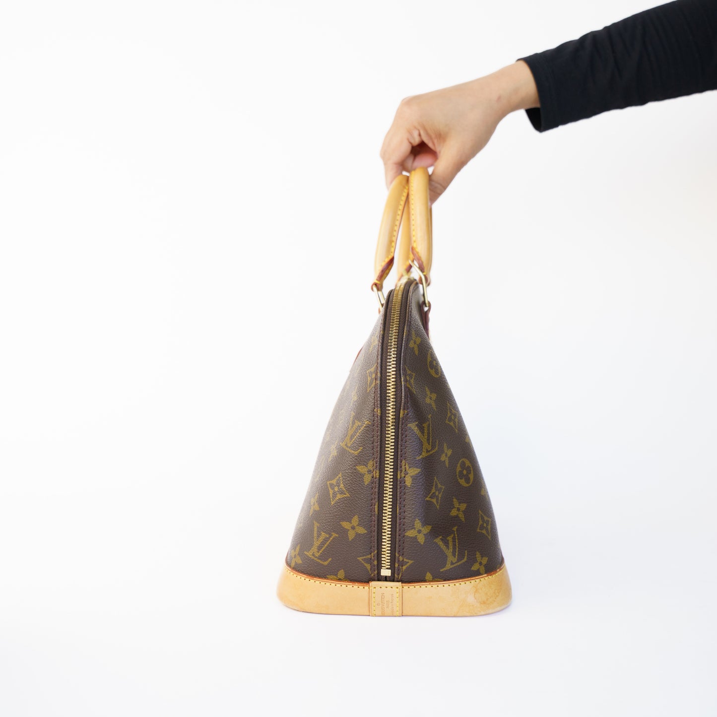 Louis Vuitton Alma PM in Monogram Canvas 230426B06