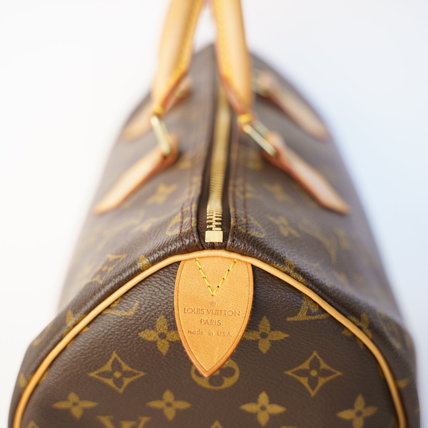 Louis Vuitton 1999 Speedy 35 in Monogram 230426B11
