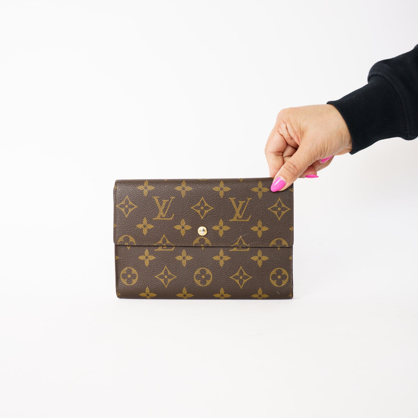 Louis Vuitton Pochette Passport Trifold Wallet Travel Organiser 260226P07